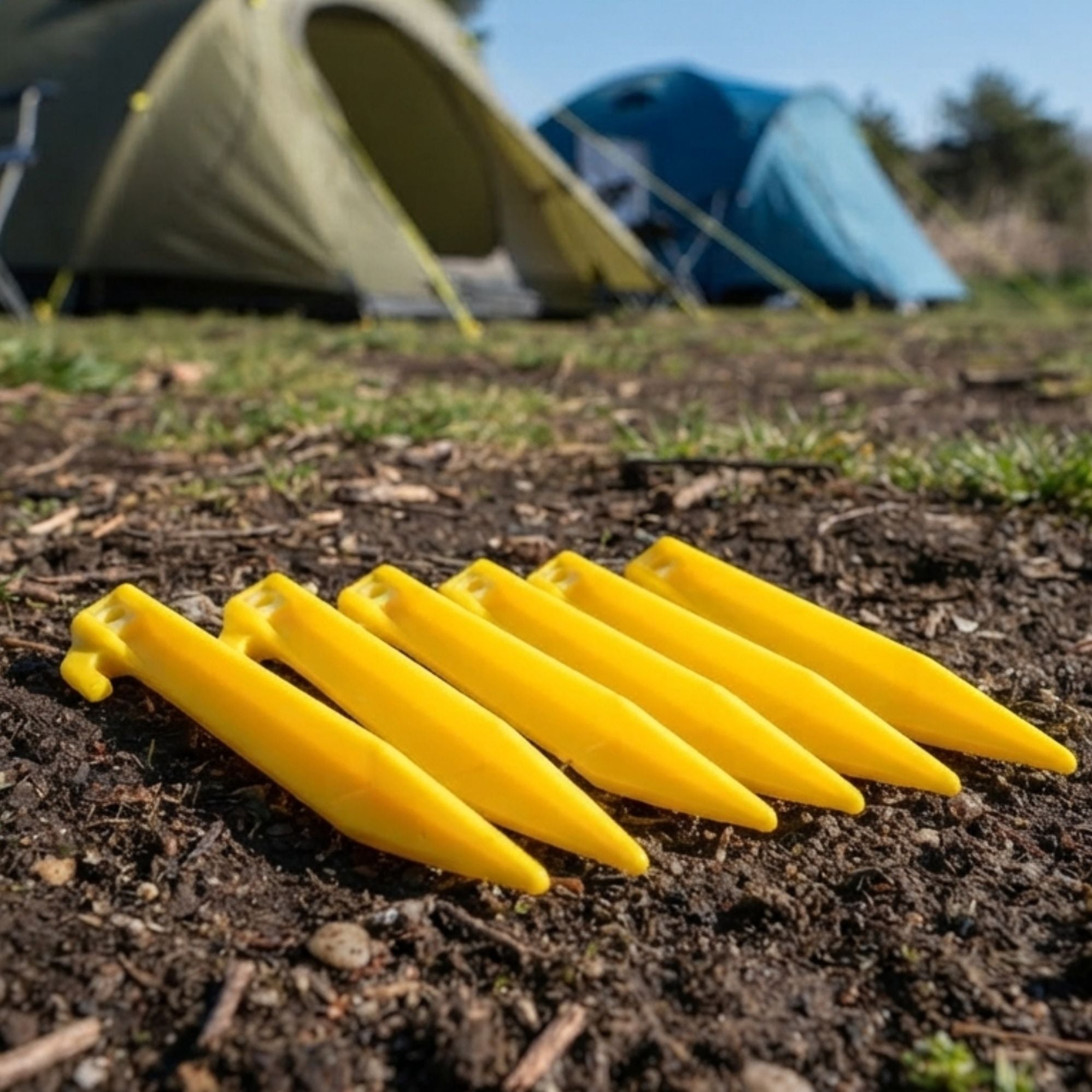 Wildtrak 6 Pack Plastic Tent Pegs 17cm
