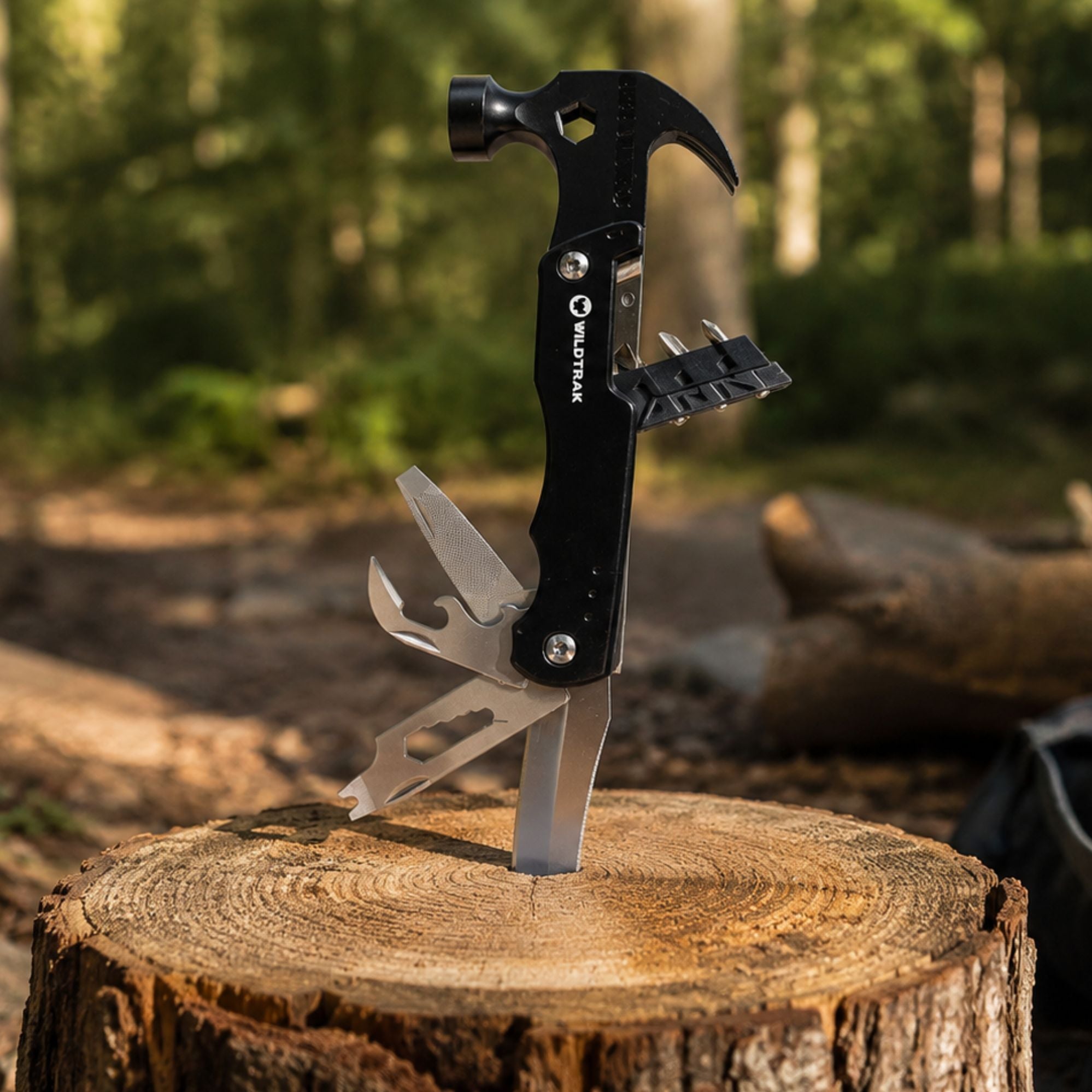 Wildtrak 14 in 1 Multi Function Tool with Hammer and Carry Bag