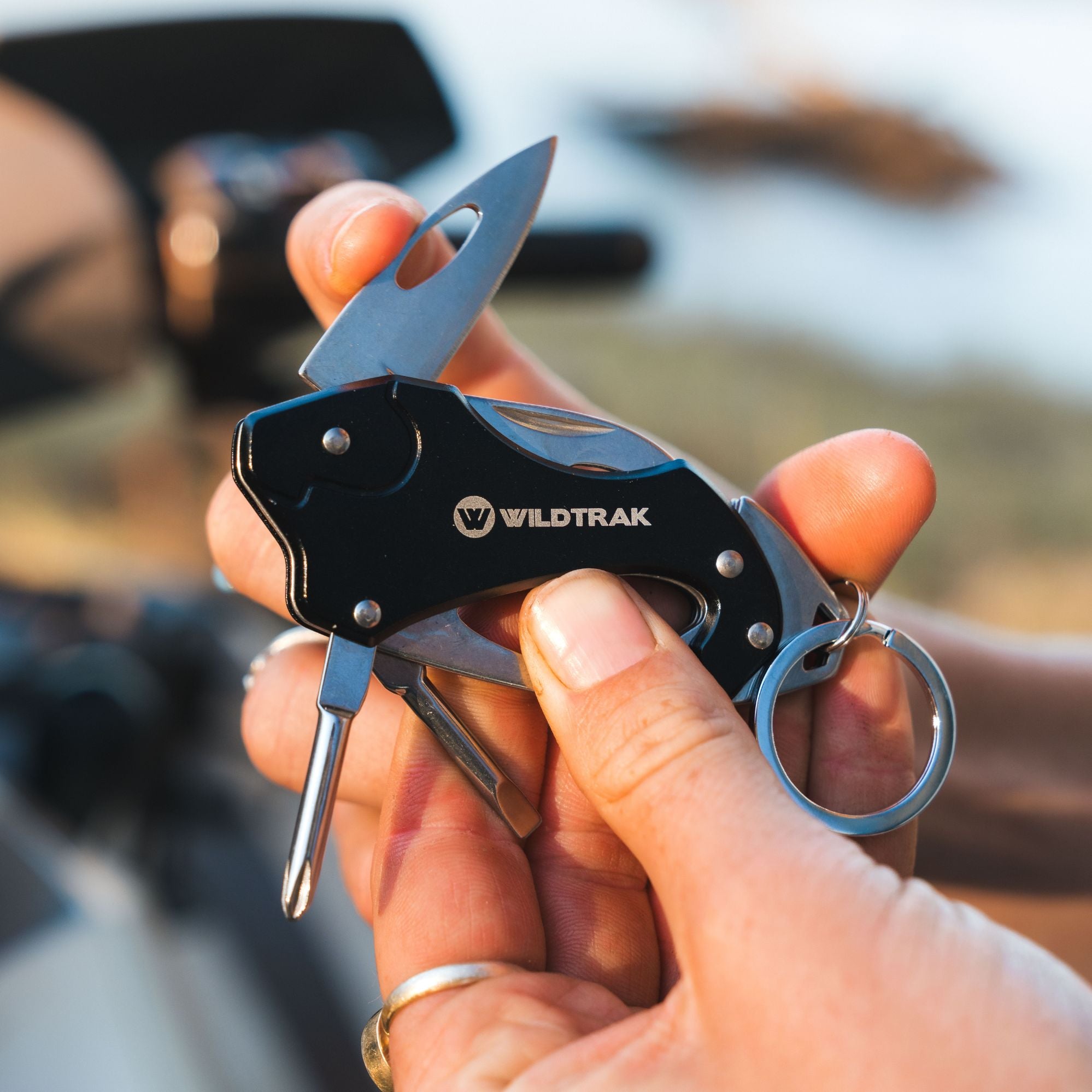 Wildtrak 6 in 1 Multi Function Tool Key Ring with Army Knife