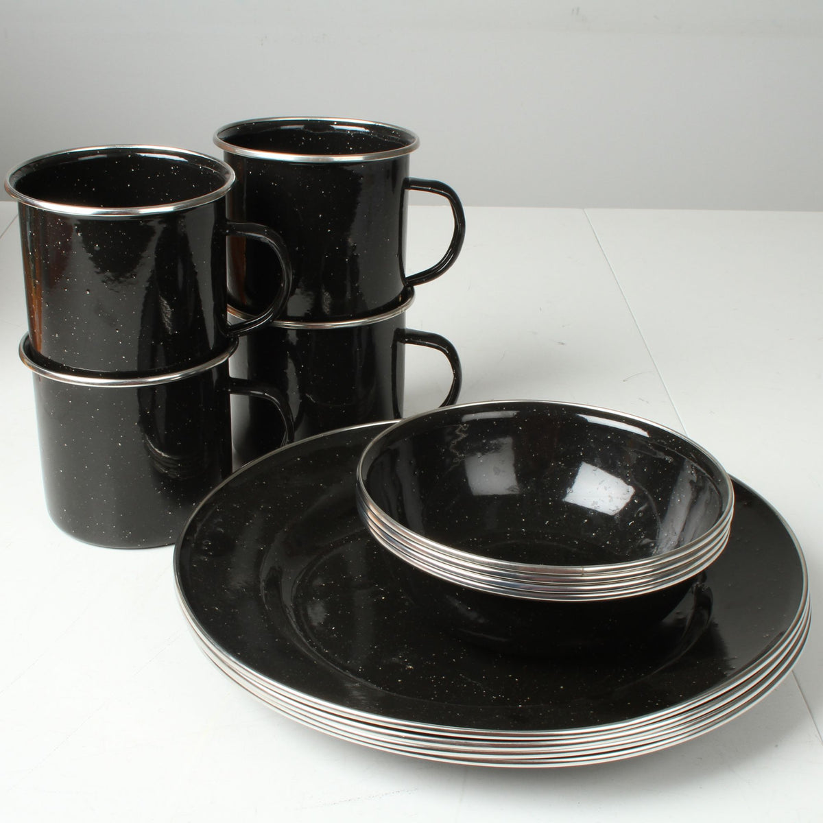 Wildtrak 12pc 4P Premium Black Speckled Enamel Dinner Set with Stainless Steel Rims