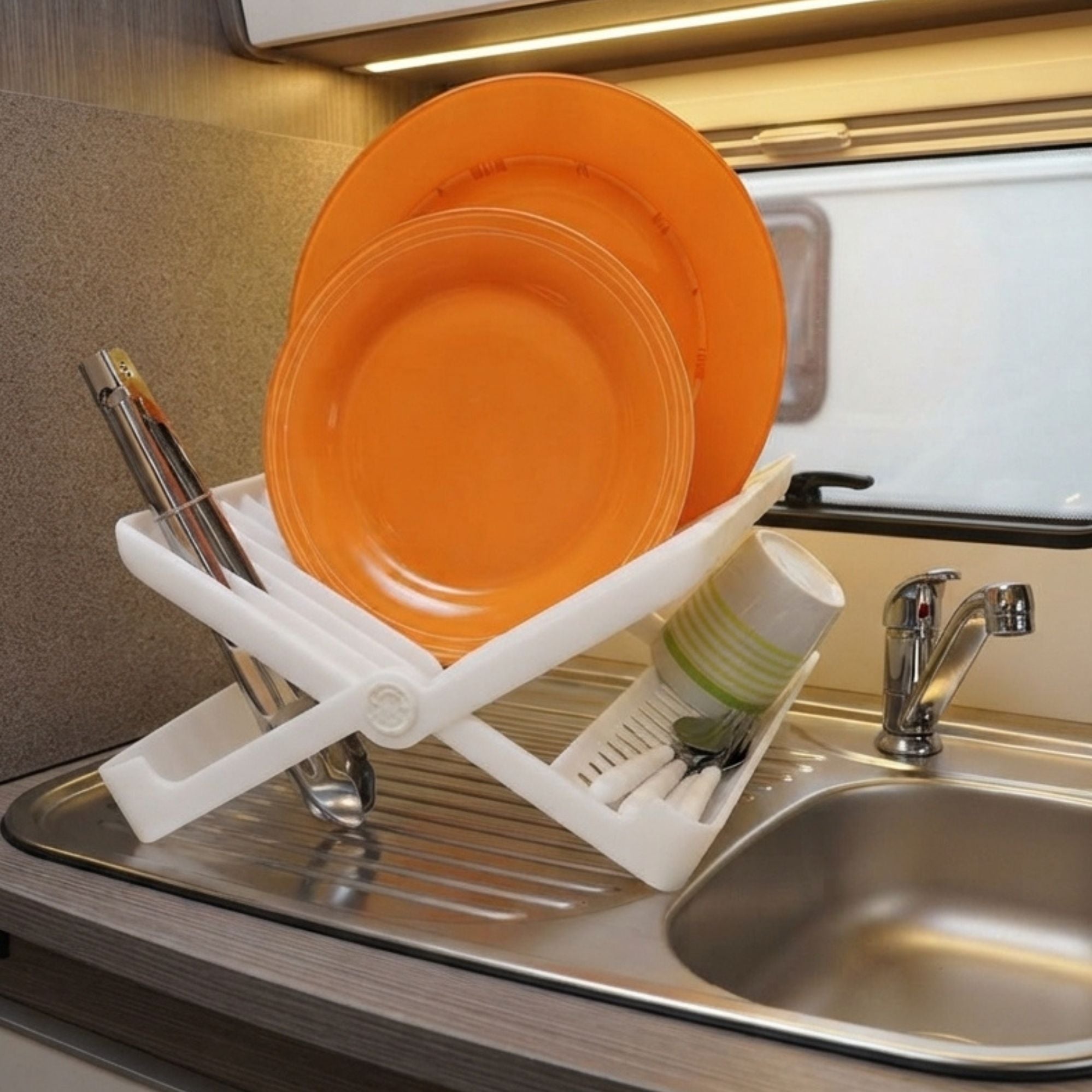 Wildtrak Folding Dish Drainer 32x30x16cm