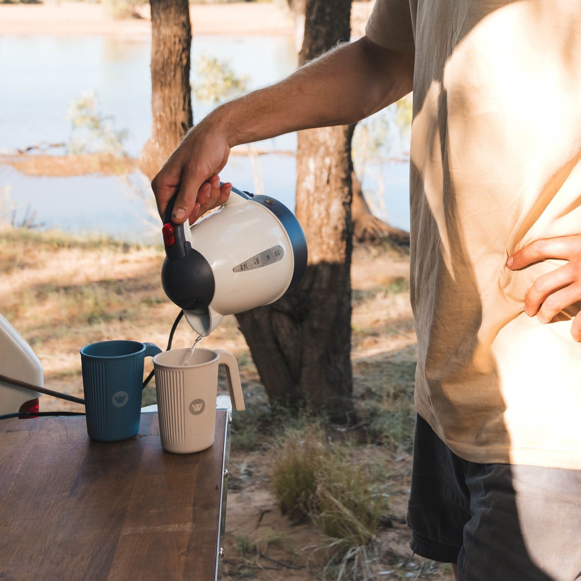 Wildtrak 12V 1 Litre Portable Kettle 150W