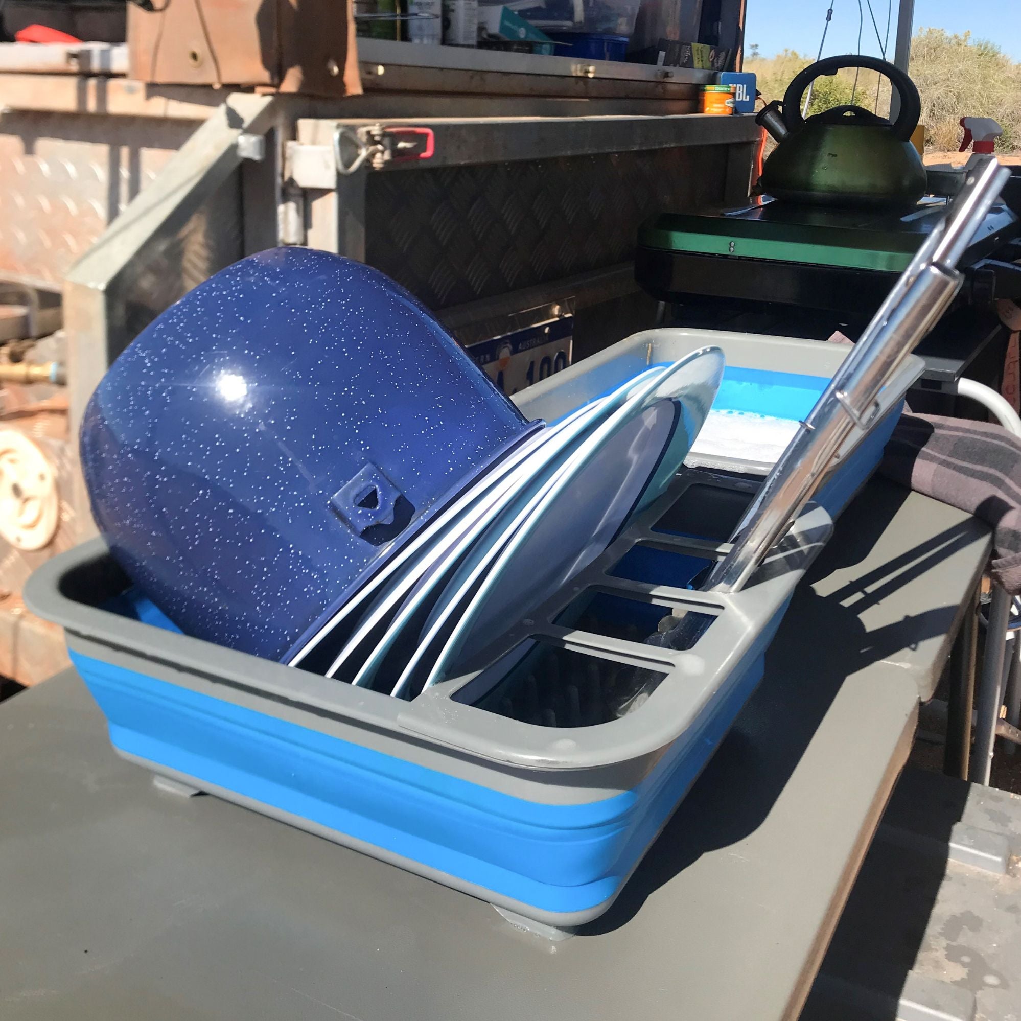 Wildtrak Collapsible 9 Litre Dish Rack 36.5x31.5x13cm