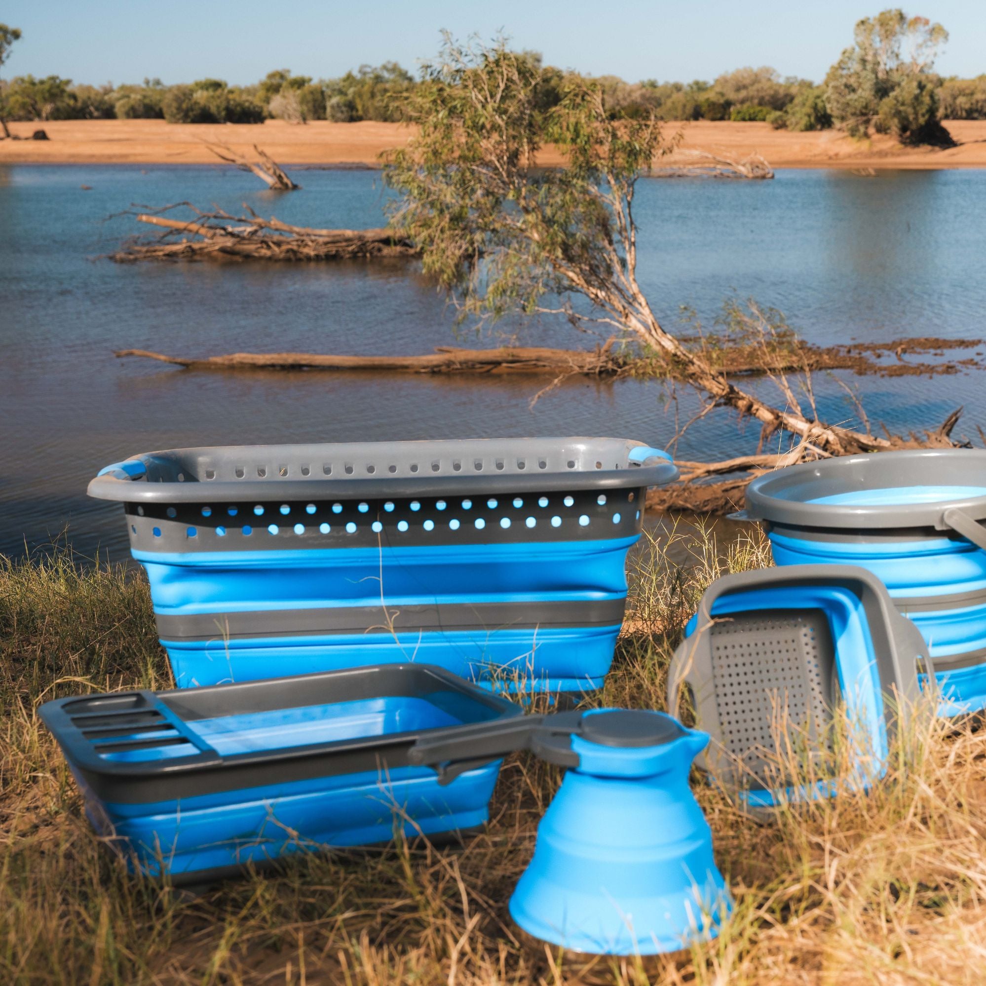 Wildtrak Collapsible 9 Litre Dish Rack 36.5x31.5x13cm