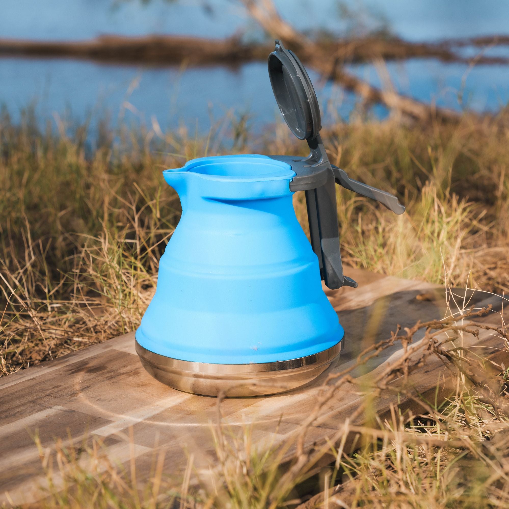 Wildtrak Collapsible 1.5 Litre Travel Kettle