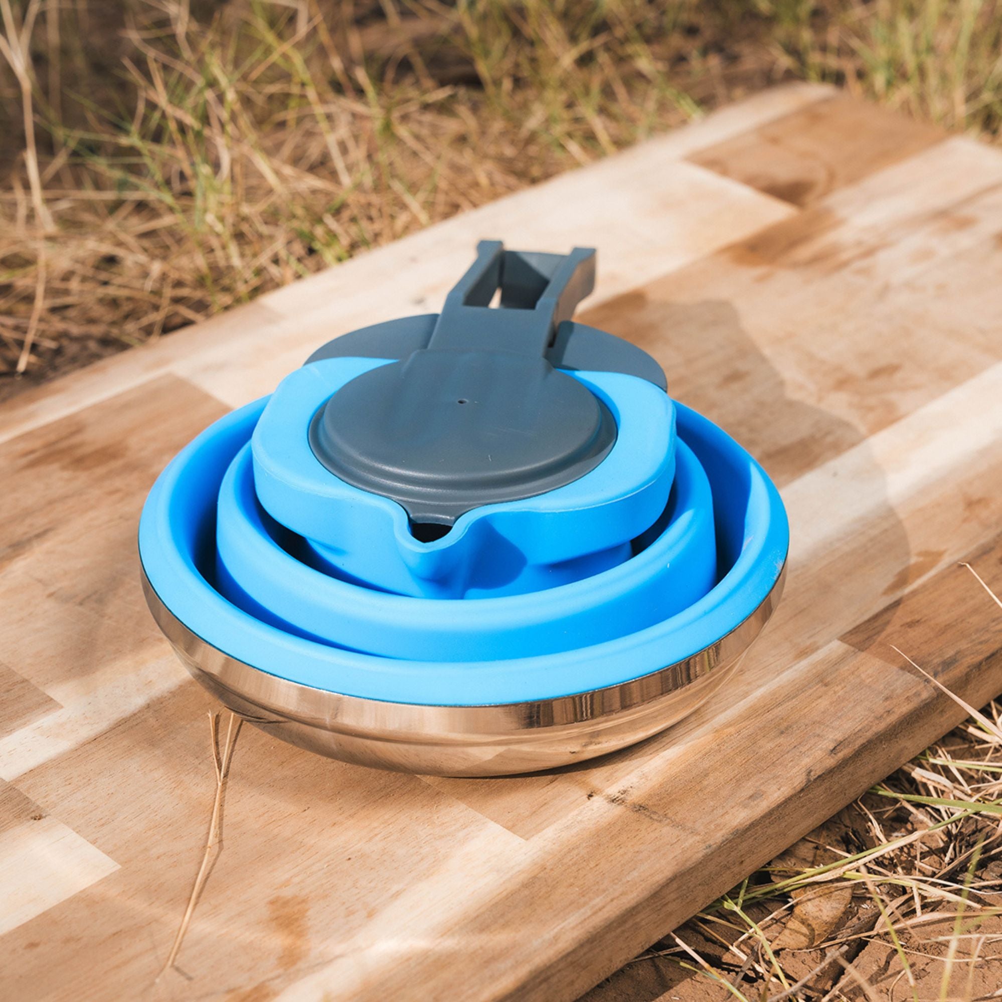 Wildtrak Collapsible 1.5 Litre Travel Kettle