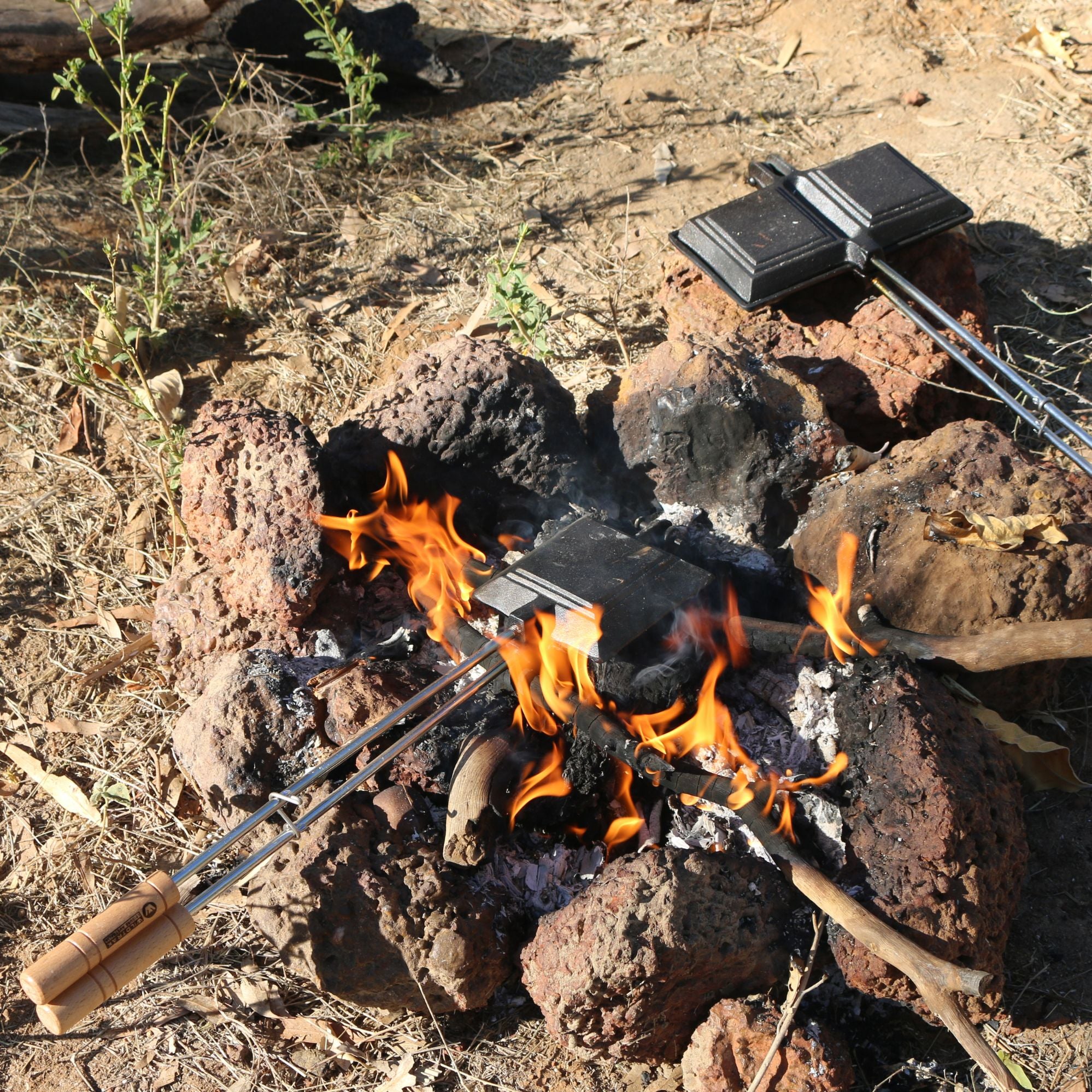 Wildtrak Jumbo Single Jaffle Iron 53cm