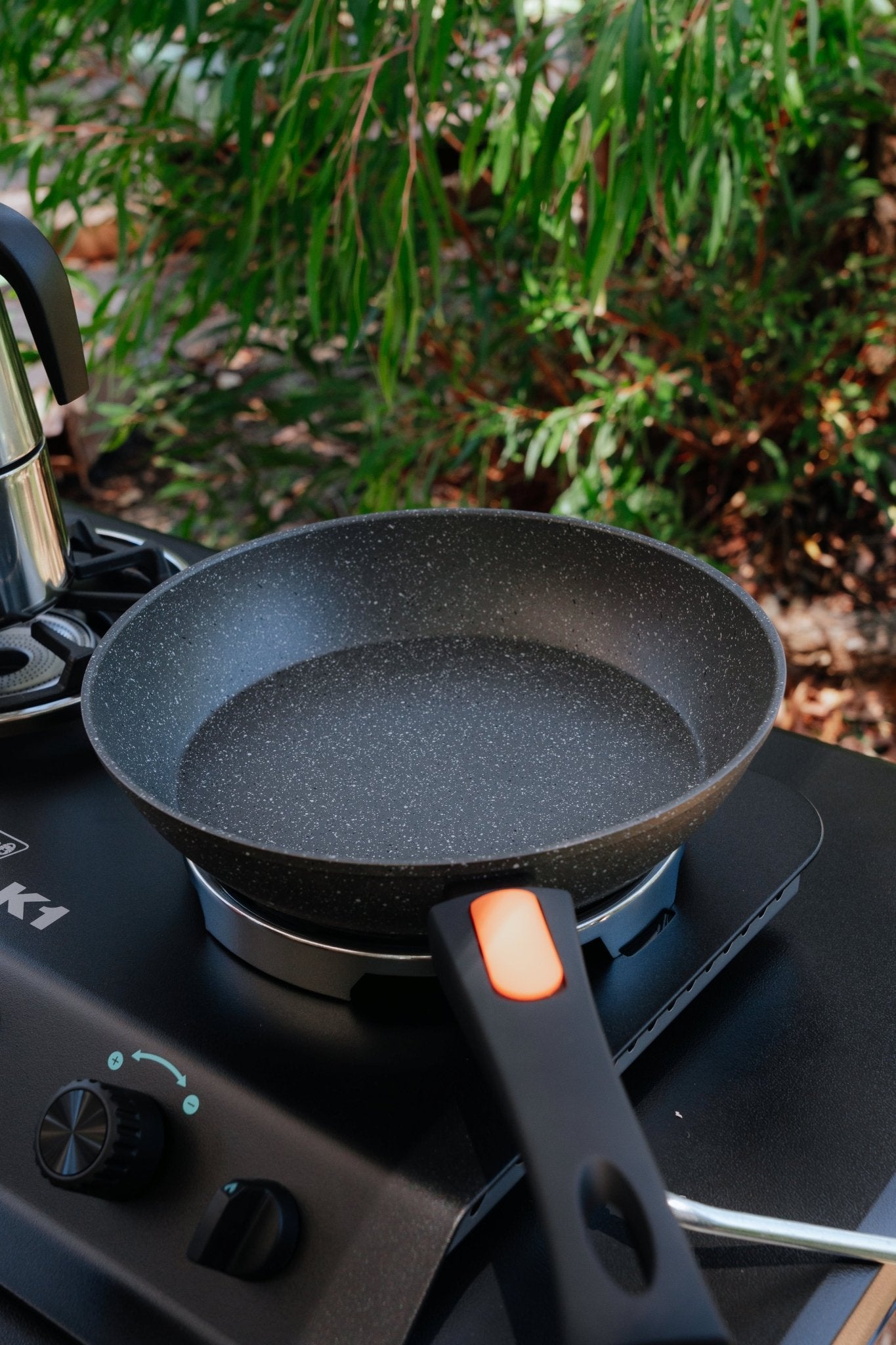 Non Stick Induction Safe Fry Pan with Detachable Handle 24cm