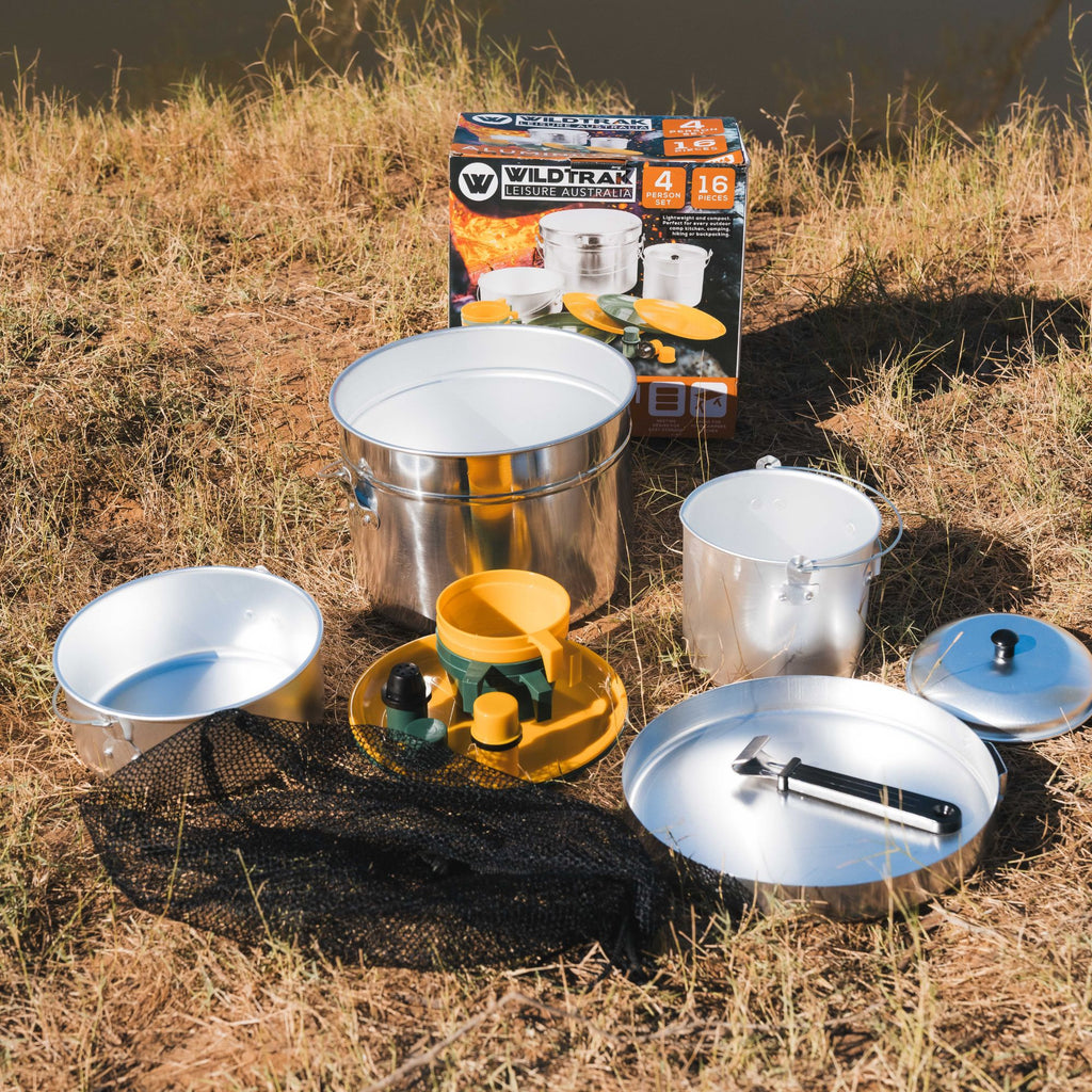 Wildtrak 4 Person 16 Piece Aluminium Mess Kit, Lightweight and Compact