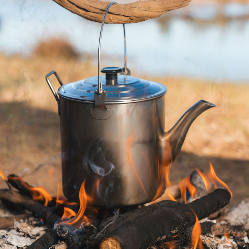 Wildtrak 1.8L Aluminium Billy Teapot with Handle and Lid