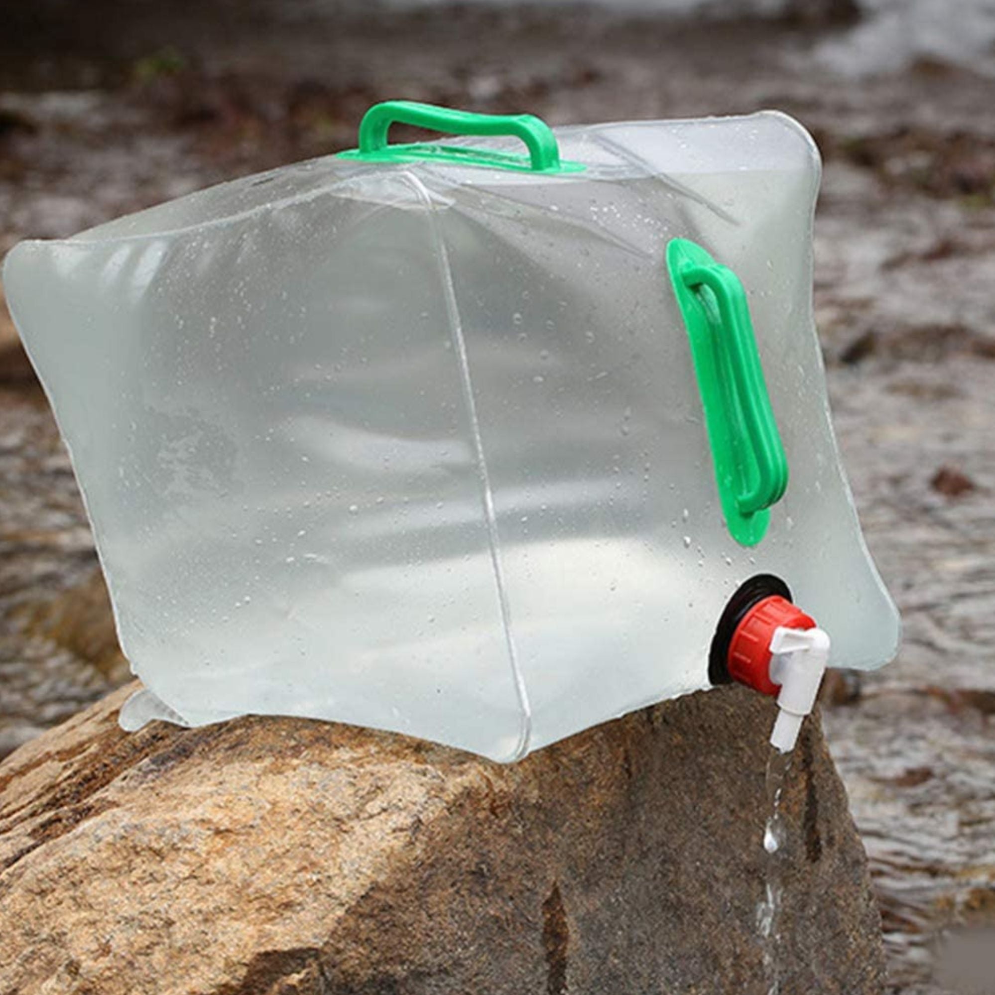 Wildtrak 20L Expanda Water Bladder with Handles and Tap