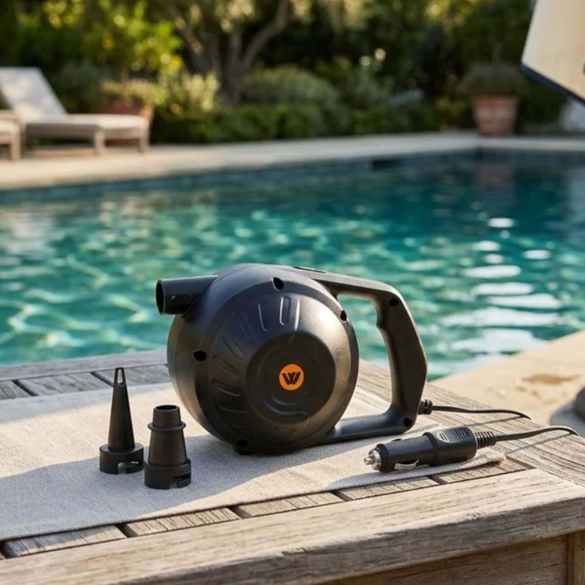 Wildtrak 12V Portable Electric Air Pump, Low Noise, Inflate/Deflate