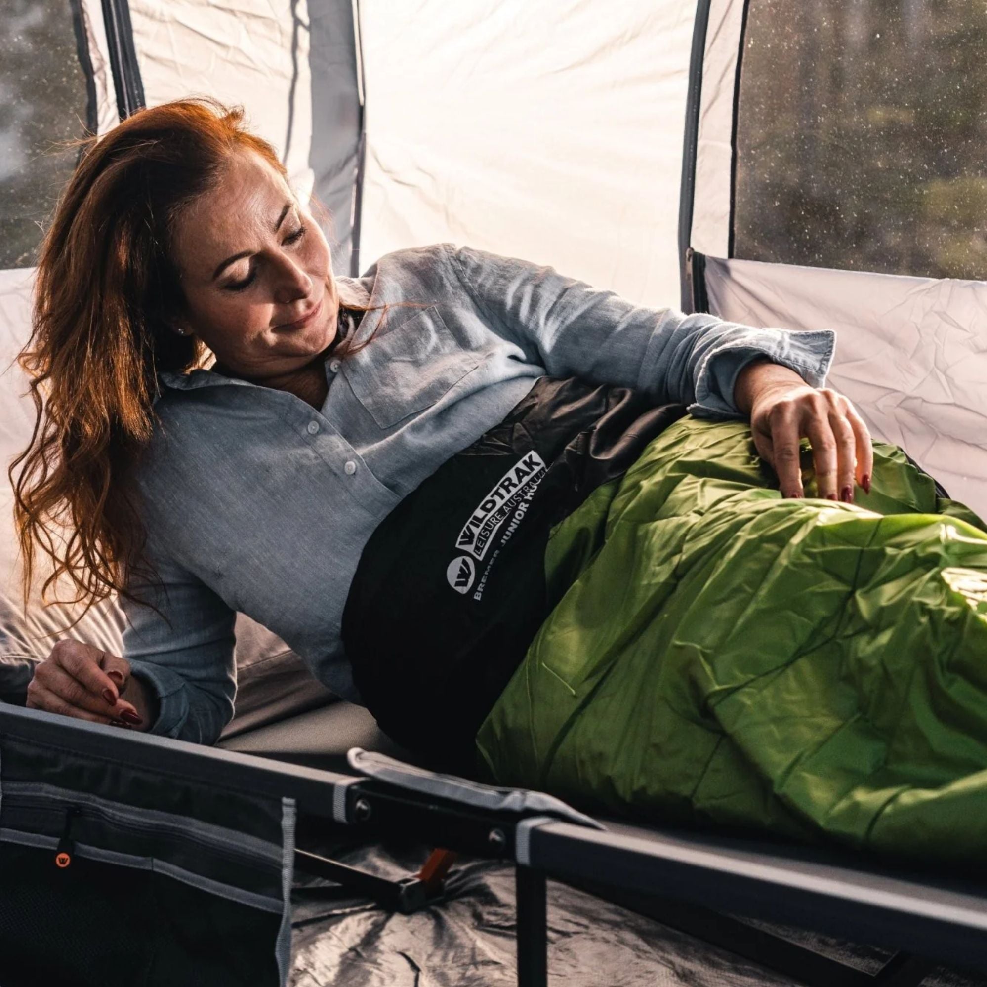 Bremer KIDS Youth Hooded Sleeping Bag, 0-5°C, Breathable Lining, Ripstop Fabric, Auto Lock Zips, Sewn-in Storage Pocket, Sewn-through Construction, Hanging Loop, Storage Bag, 65x170cm