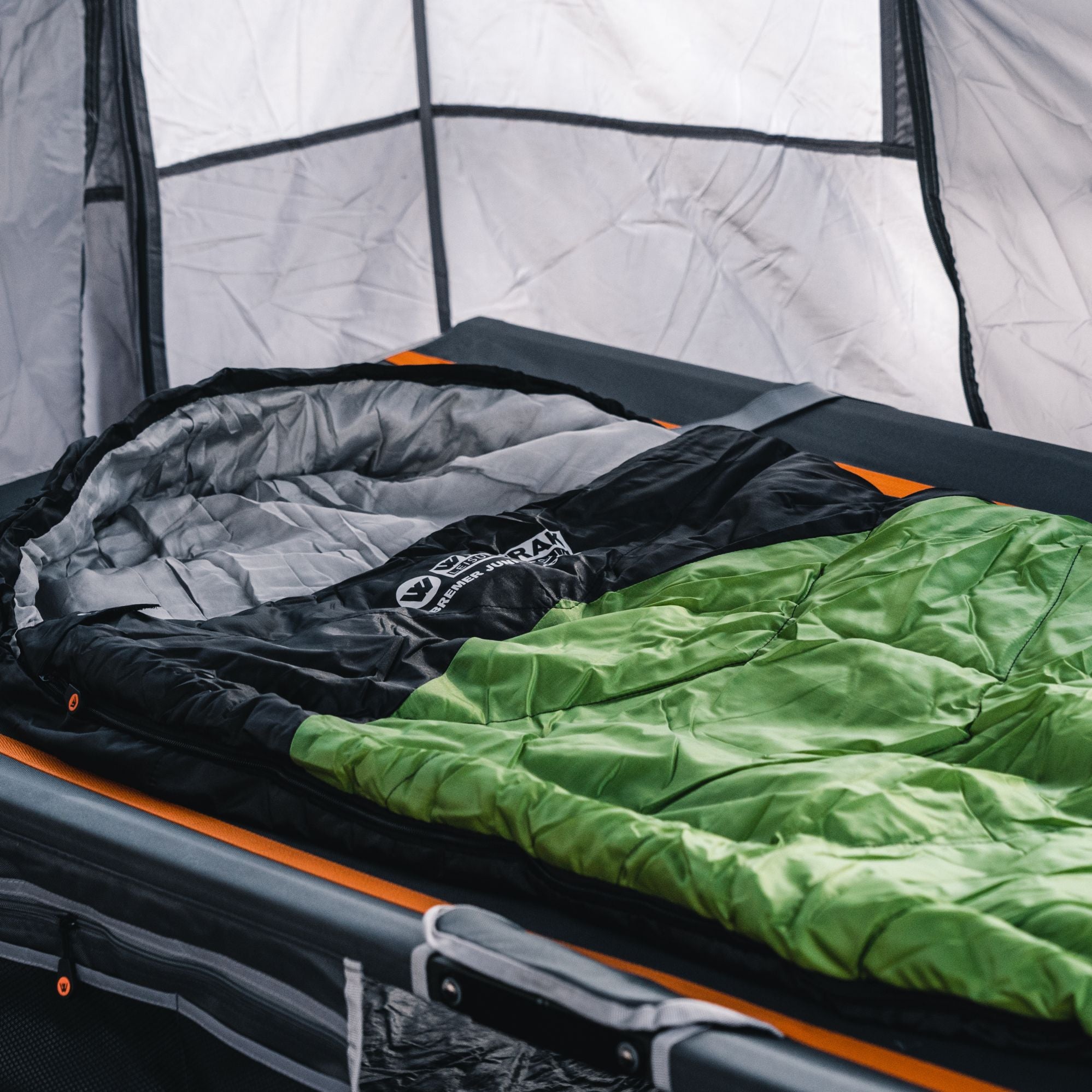 Wildtrak -5°C to 0°C Bremer Junior Kids/Youth Hooded Sleeping Bag, 65 x 170cm