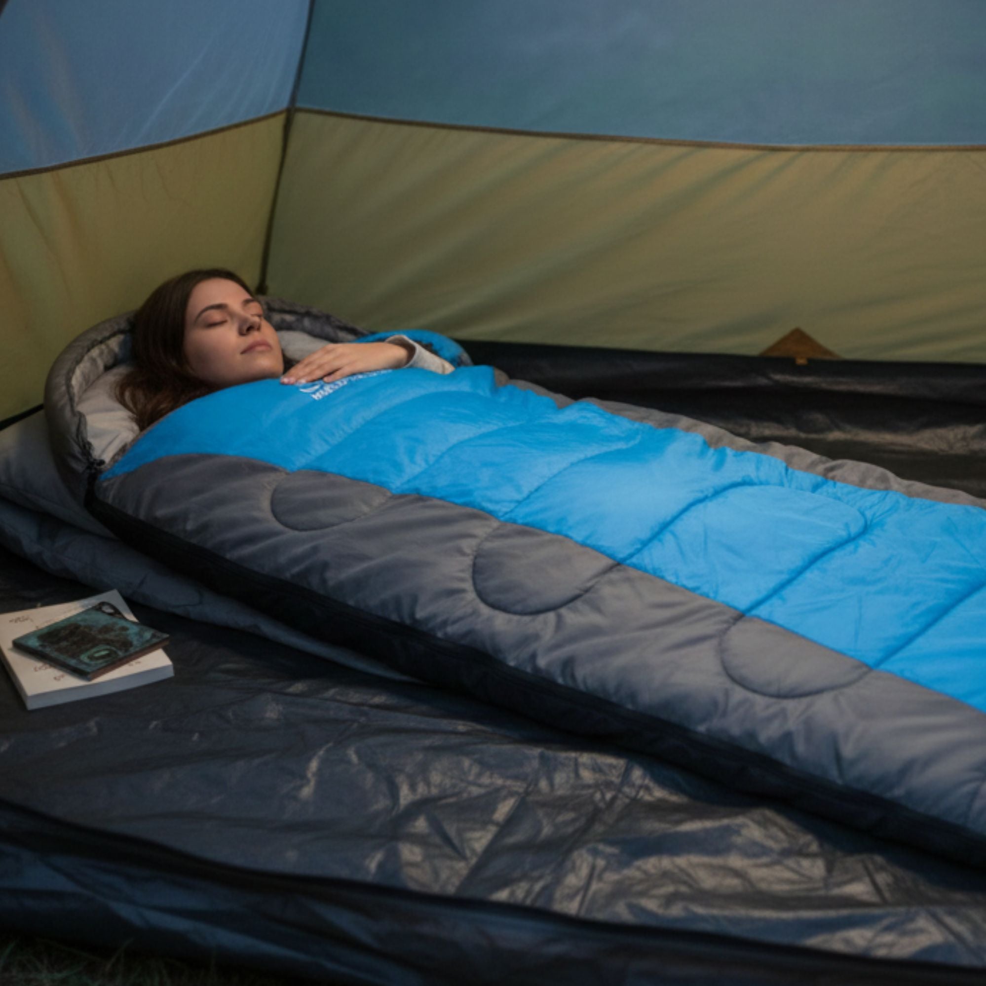 Wildtrak +5°C to +10°C Forrest Hooded Sleeping Bag, 75 x 230cm