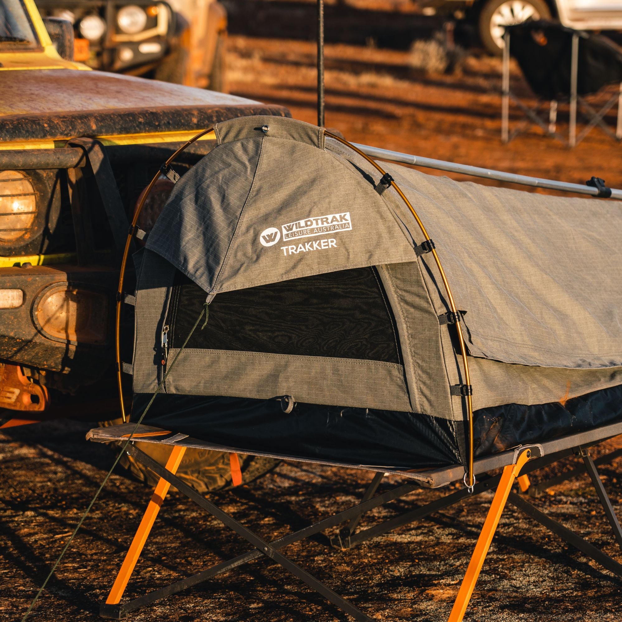 Wildtrak King Single Trakker Swag Weatherproof with Carry Bag