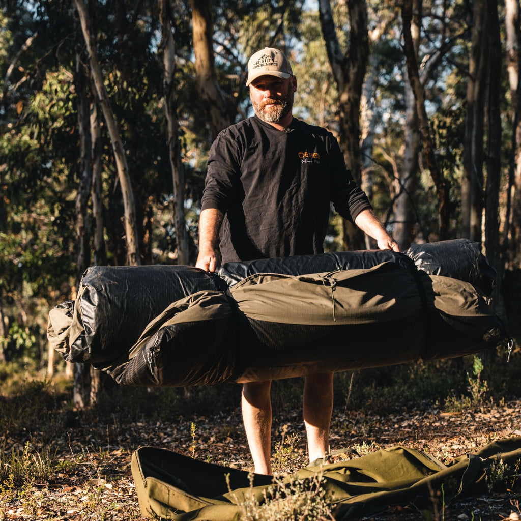 Wildtrak Double Trakker Swag Weatherproof with Carry Bag
