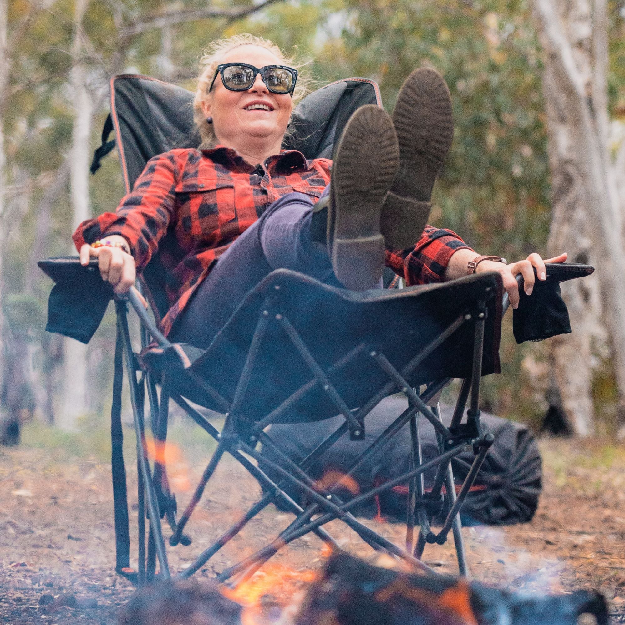 Wildtrak Hamelin Deluxe Recliner Chair, 150kg Weight Capacity