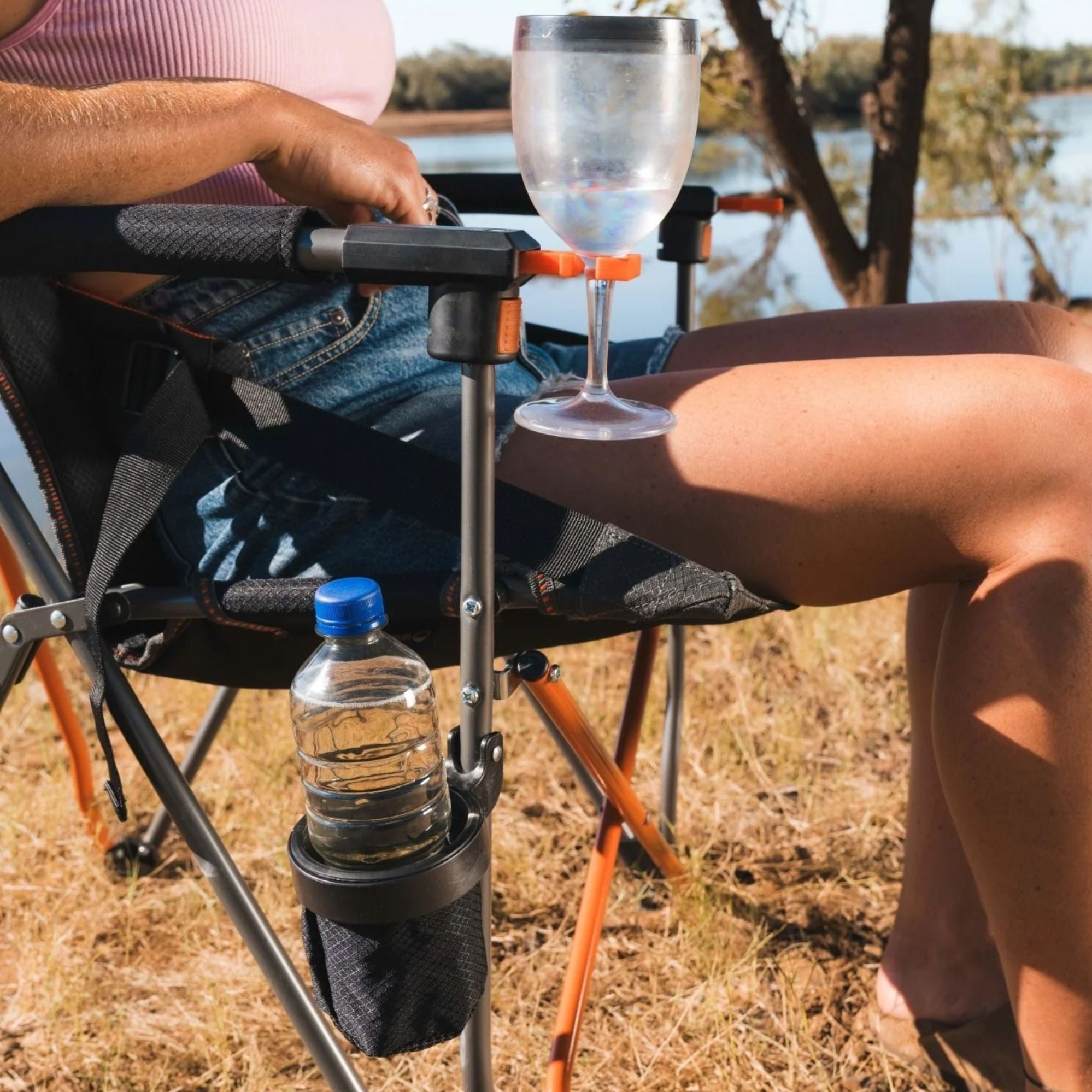 Wildtrak Cheynes Solid Arm Chair High Back