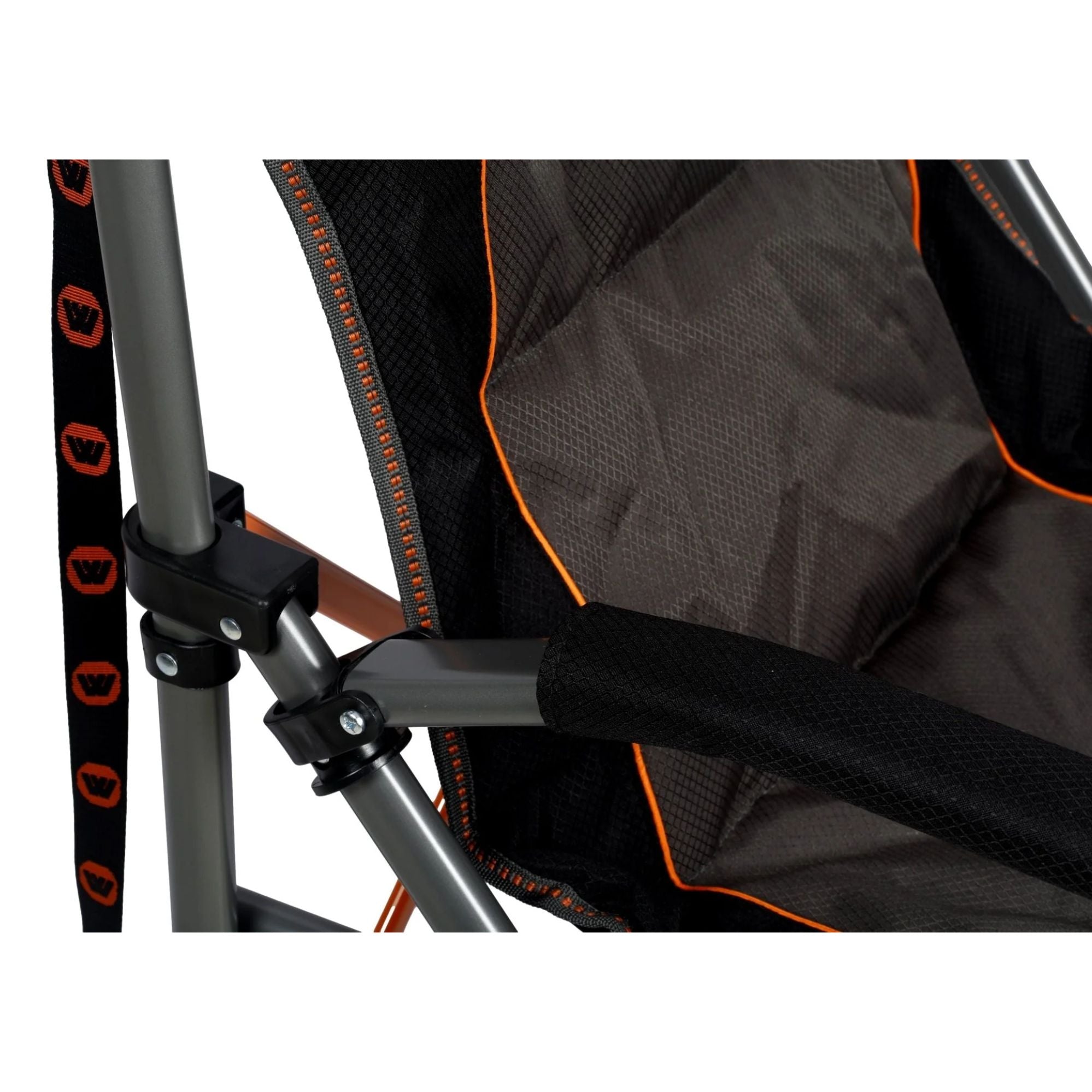 Wildtrak Cheynes XL Solid Arm Chair with Cushioned High Back