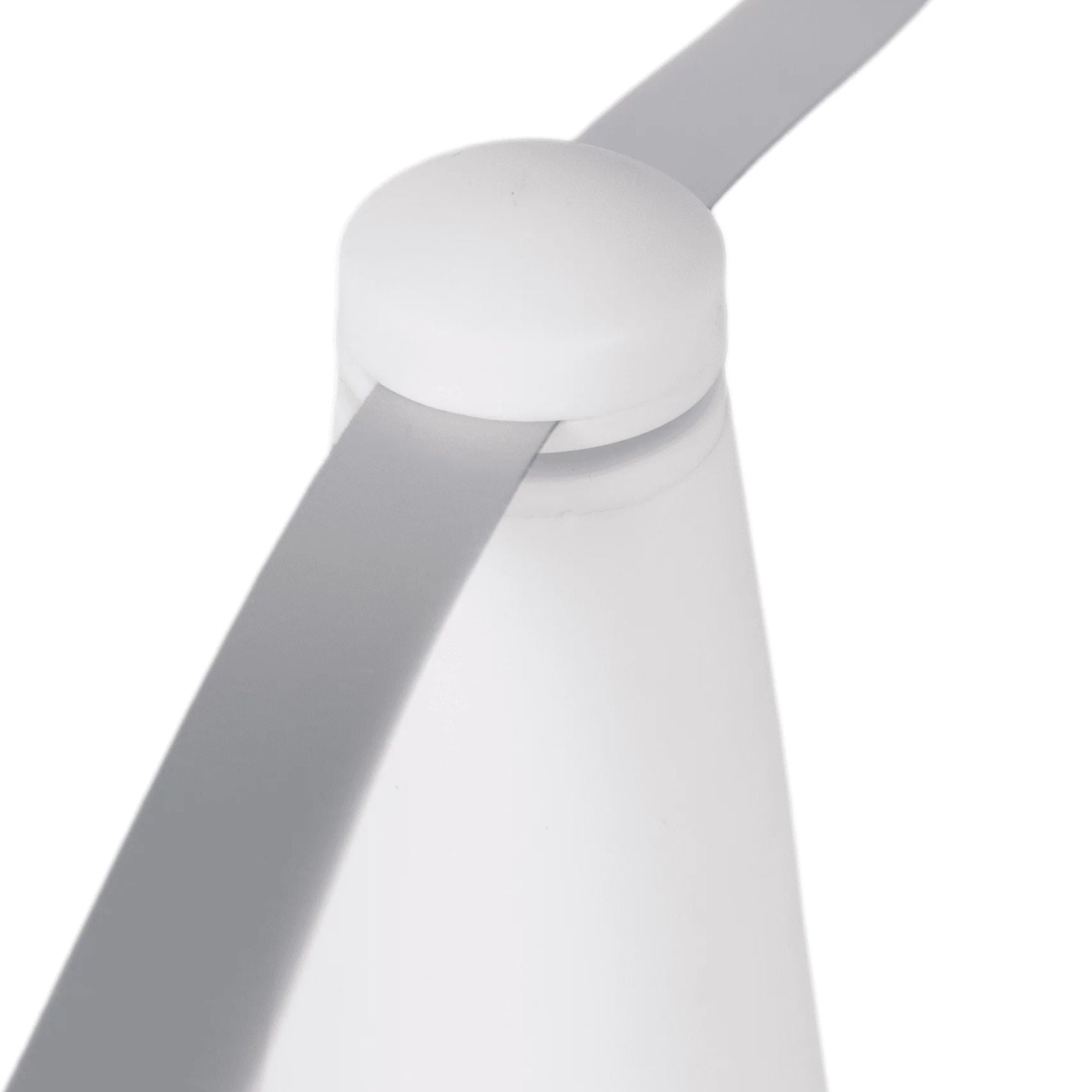 Fly Repeller Fan Rechargeable, Soft Blades, Last 10 Hours, Ceiling Hook