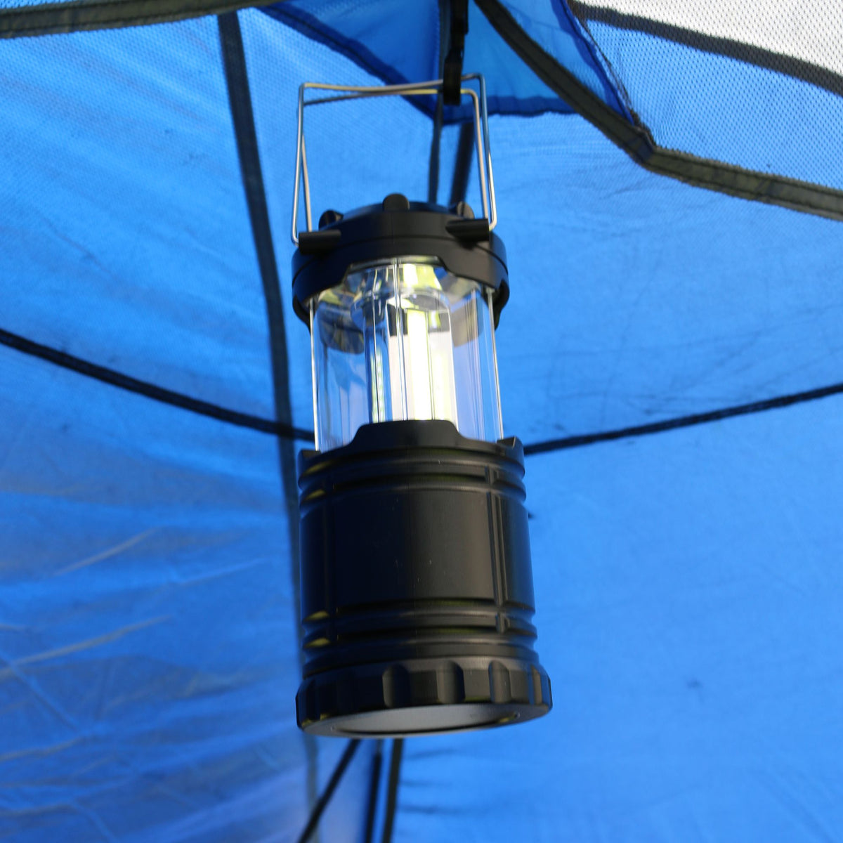 Wildtrak Pop Up 500Lumen Compact Lantern Camp Light Includes Batteries
