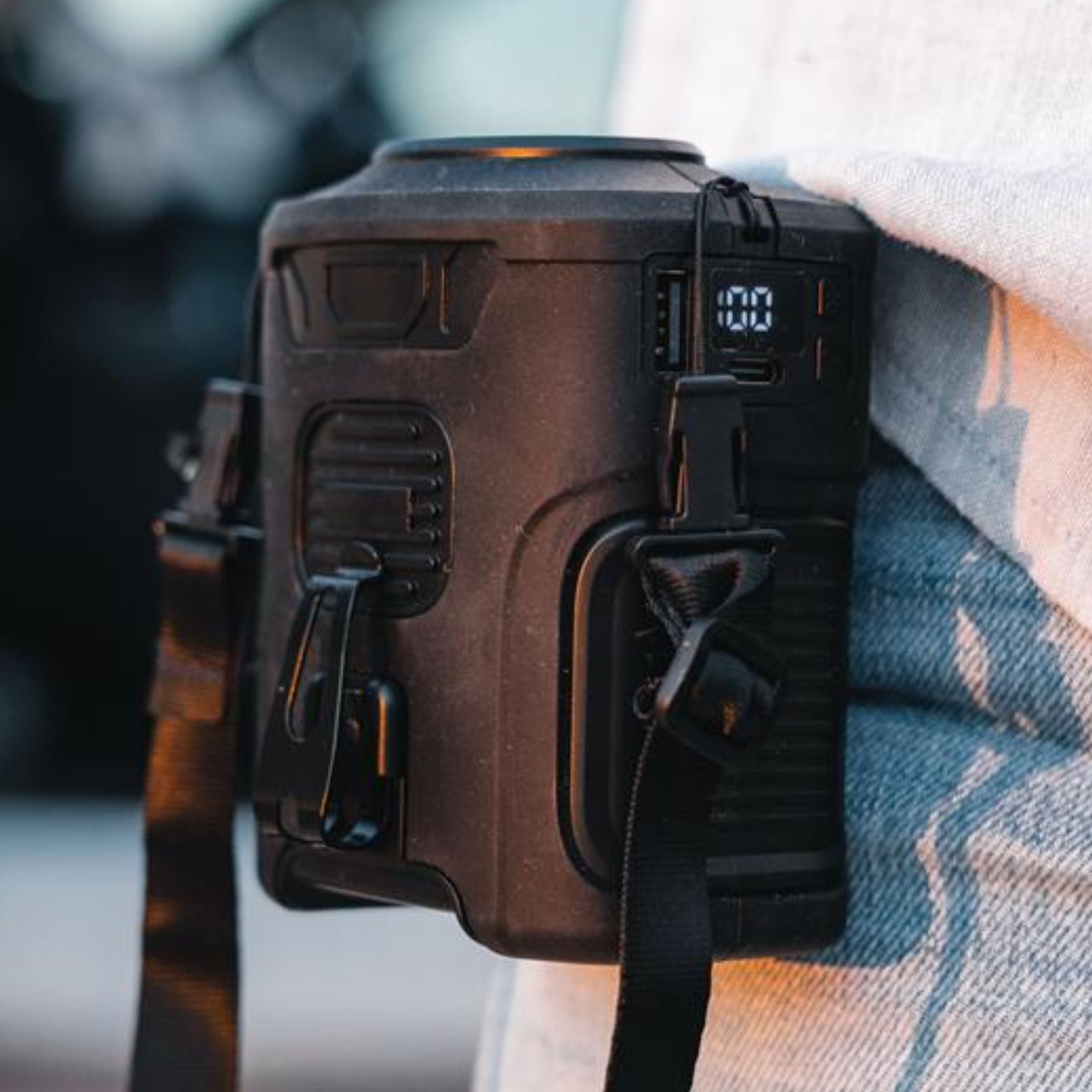 Wildtrak 6000mAh Rechargeable Portable Tropics Hip Fan