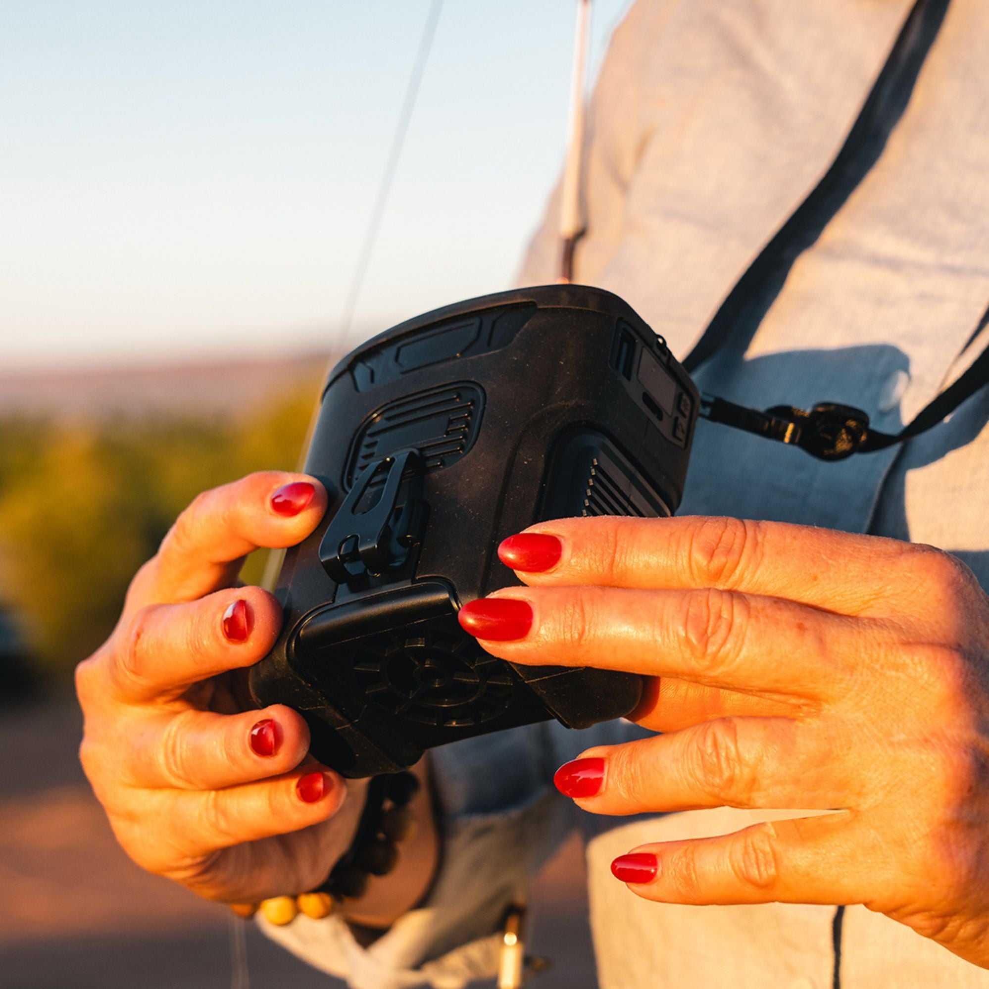 Wildtrak 6000mAh Rechargeable Portable Tropics Hip Fan