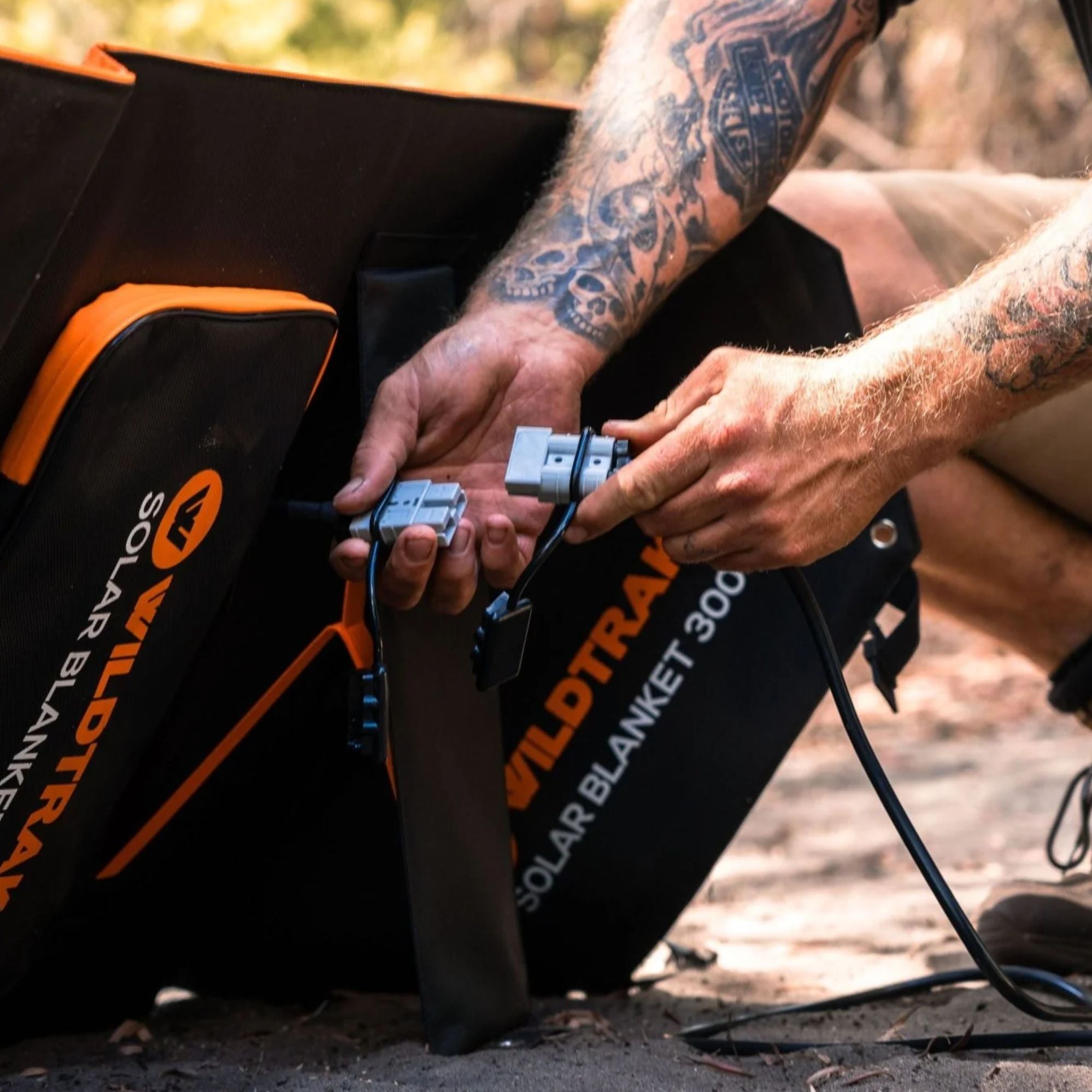 Wildtrak 300W Folding Solar Blanket A-Grade with ETFE Coating, Built in Stand, & Carry Bag