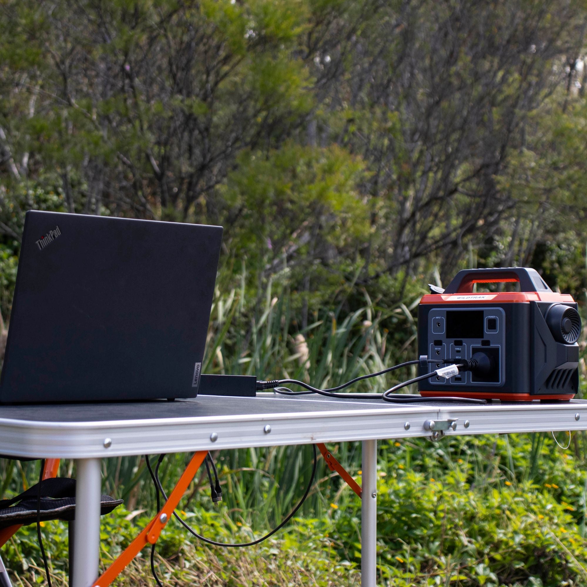 Wildtrak Power Tank Pro 300 Portable Power Station - 23Ah Lithium-Ion Battery