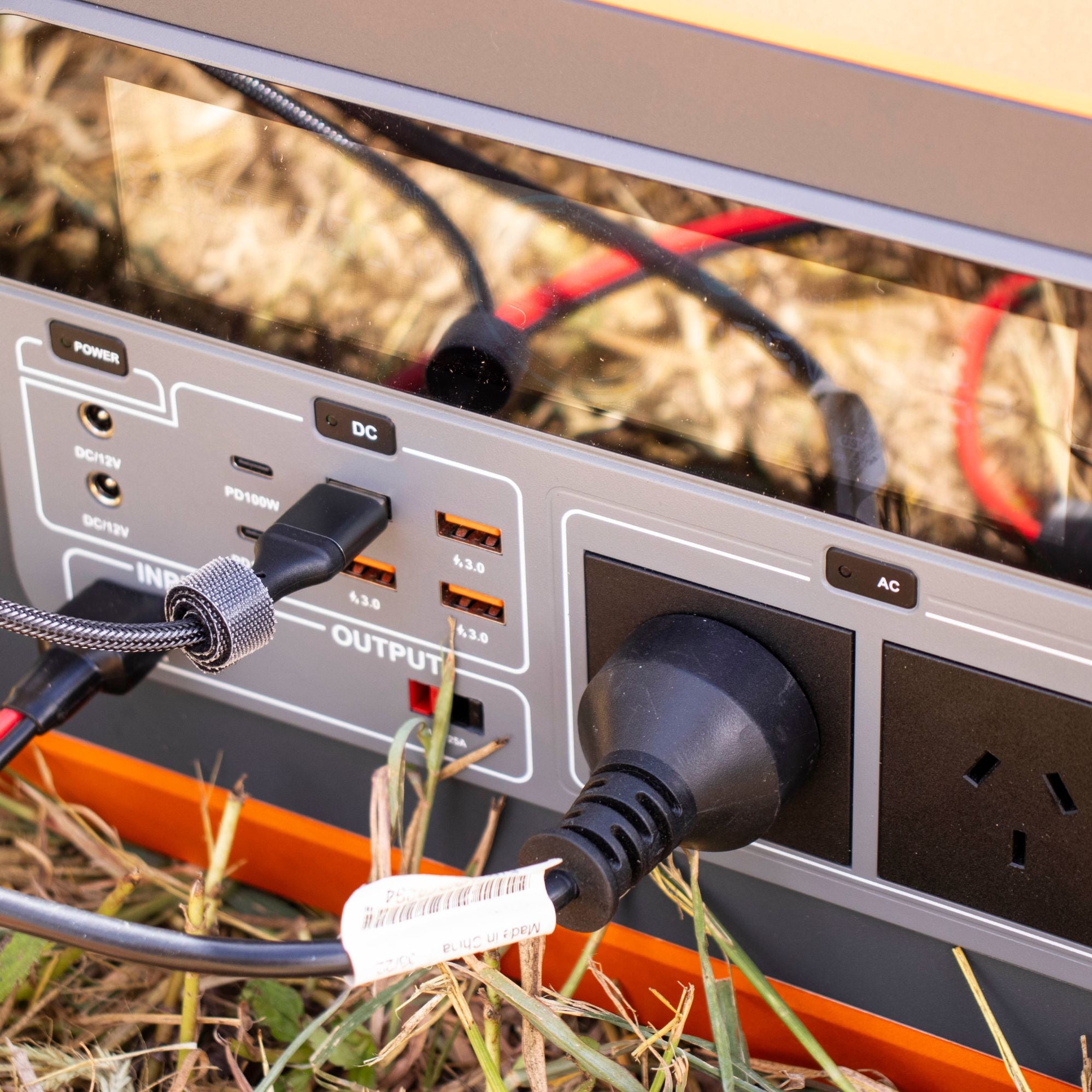 Wildtrak Power Tank Pro 2400 Portable Power Station - 157Ah LiFePO4 Battery