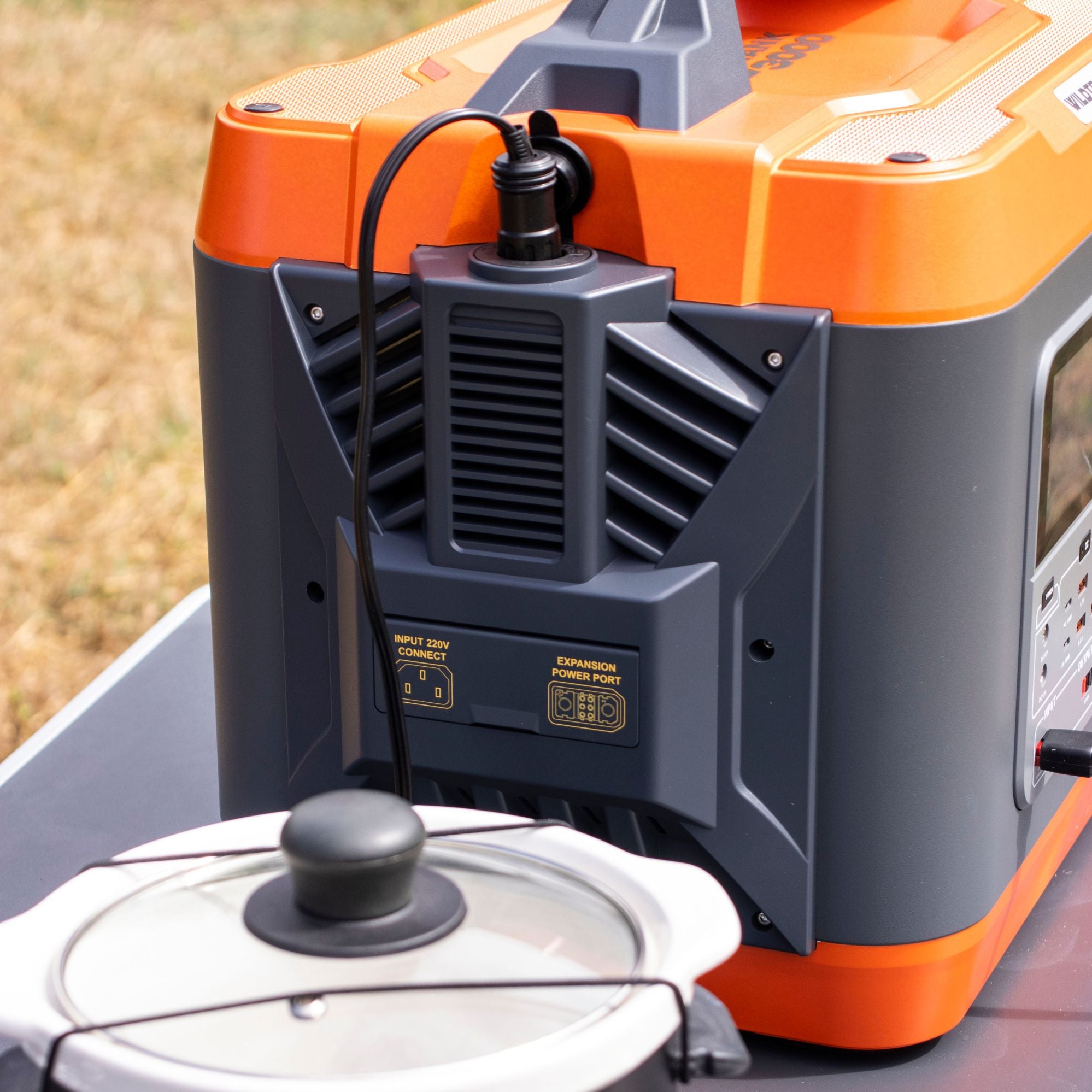Wildtrak Power Tank Pro 3000 Portable Power Station - 225Ah LiFePO4 Battery