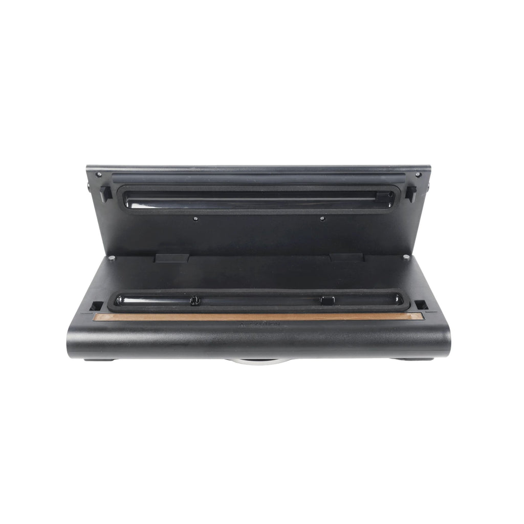 Wildtrak Deluxe 12V/240V Vacuum Sealer with Removal Scale