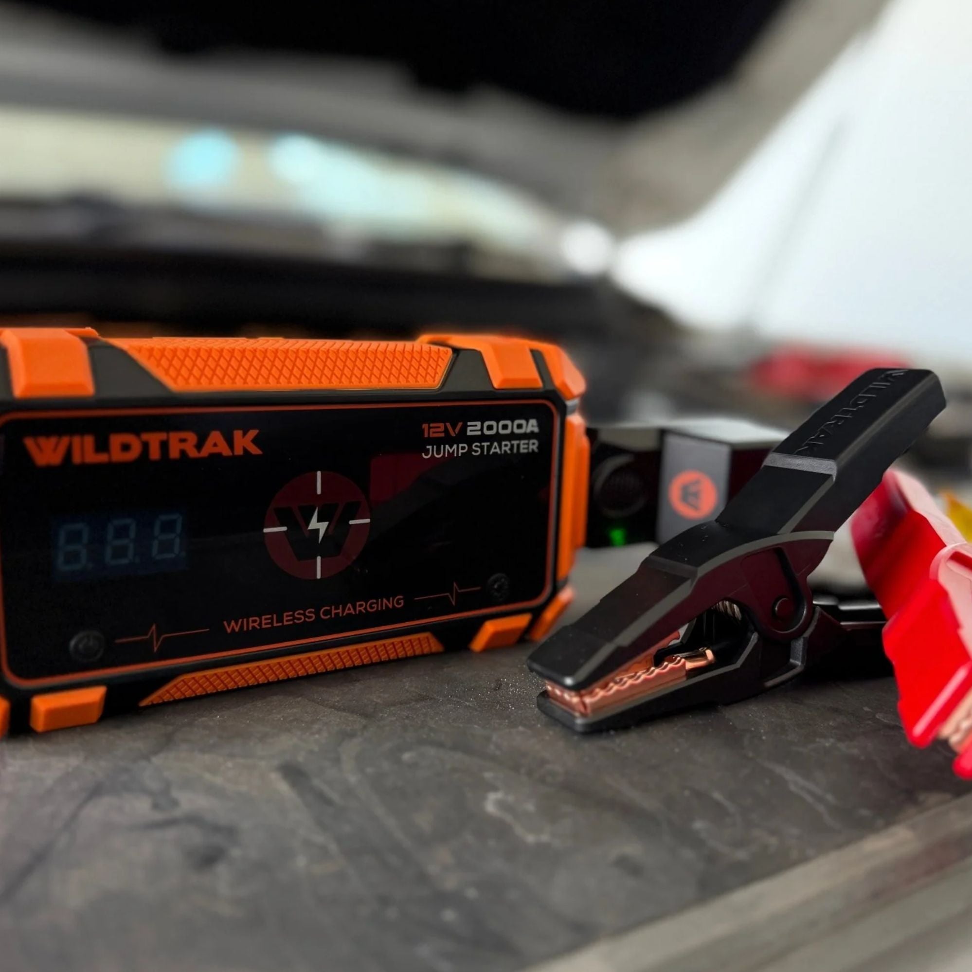 Wildtrak Heavy-Duty 2000A 16KMAH HP Lithium Jump Starter (Petrol & Diesel)