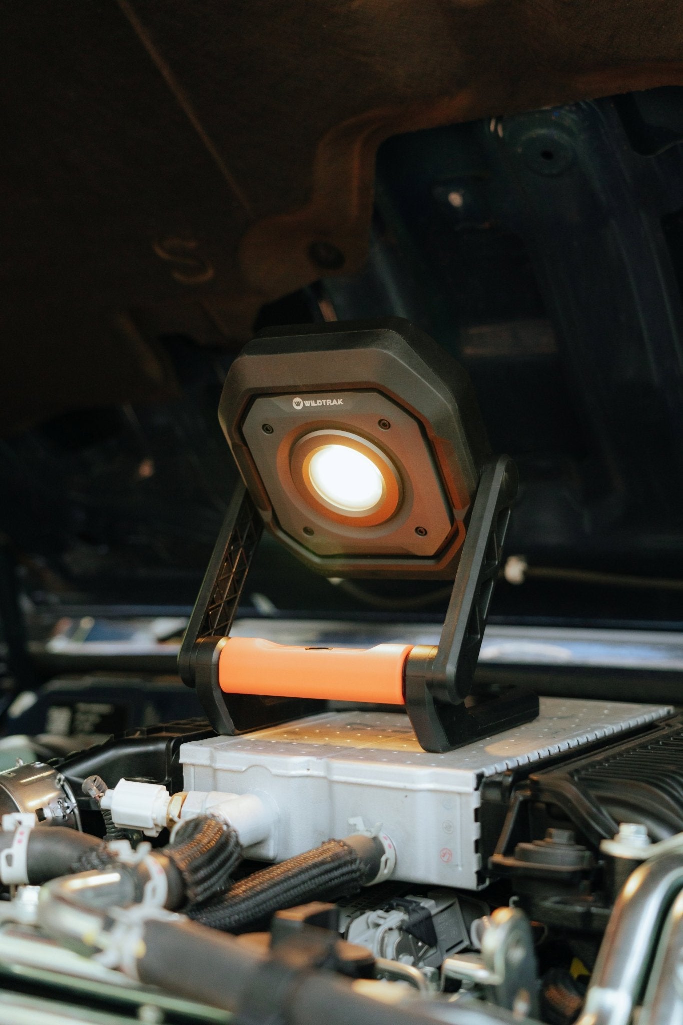 Work Floodlight, 6 Light Modes, Rechargeable, Built-in Power Bank with USB-C Charge Lead, 360 Degree Swivel Action, Wall Mount Bracket, Shock & Water Resistant