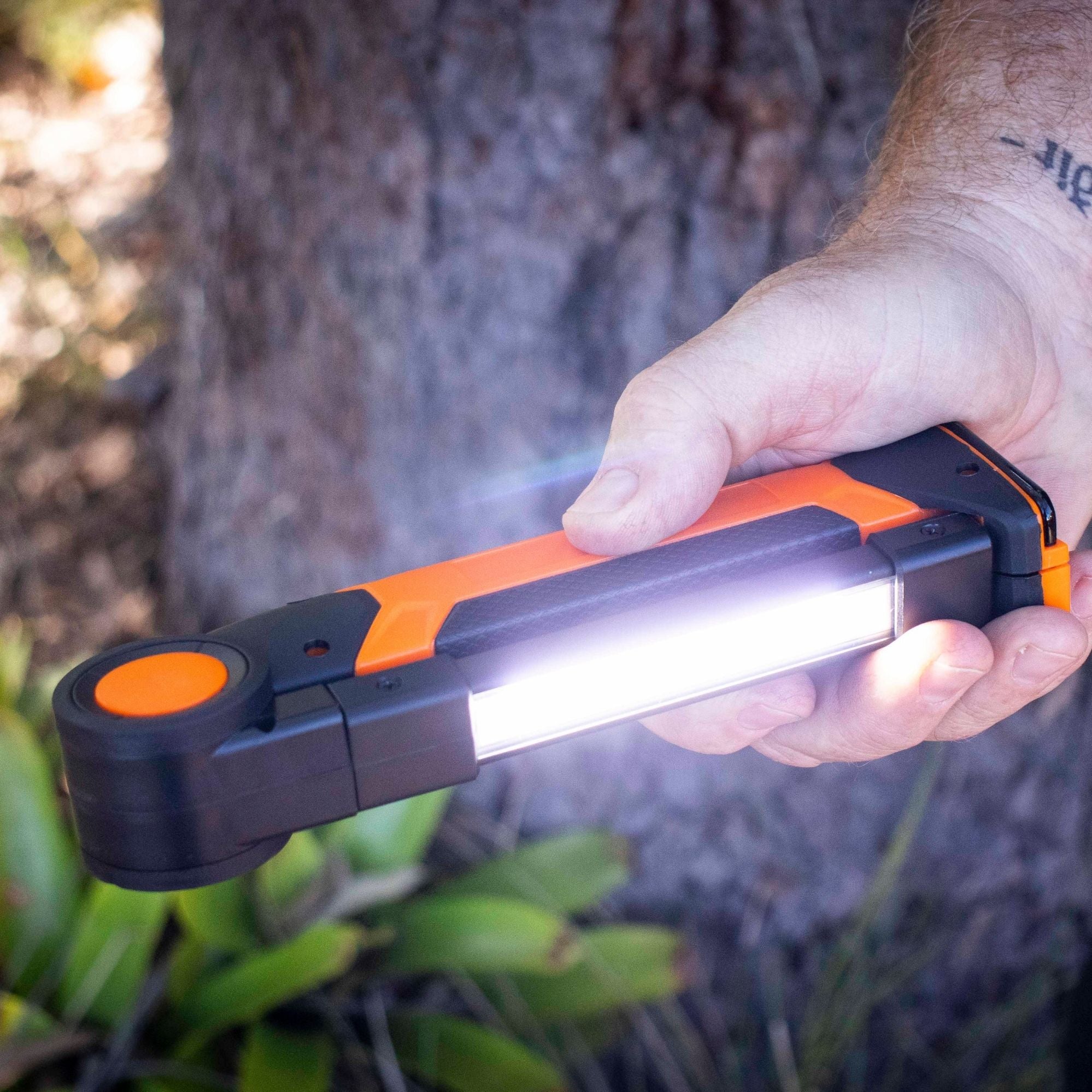 Wildtrak 500 Lumen LED Worklight with inspection Light