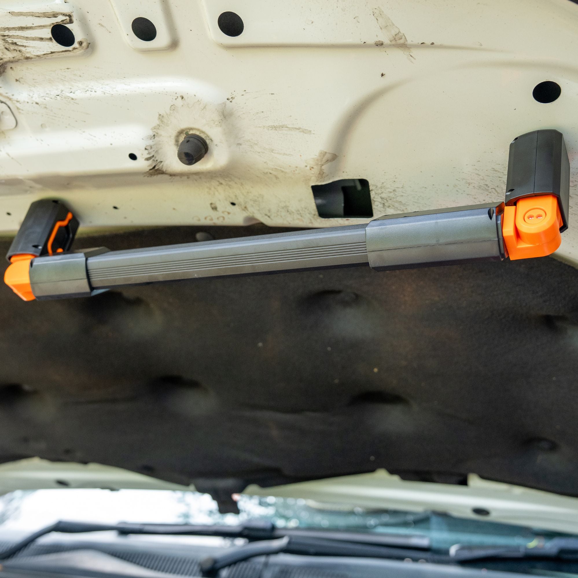 Wildtrak Aluminium Magnetic Under Hood Light 1200L