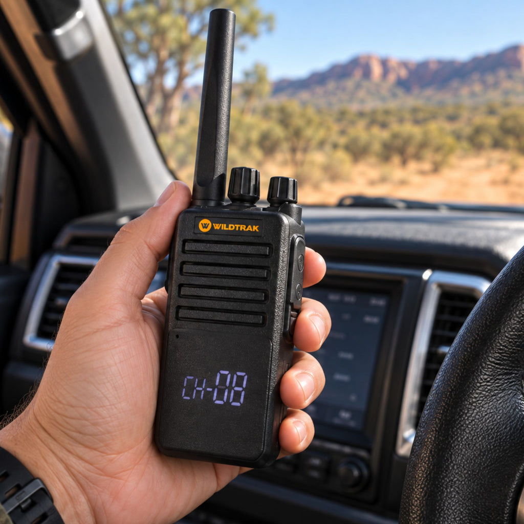 Wildtrak Radio UHF 5W Command X5 with LED Display