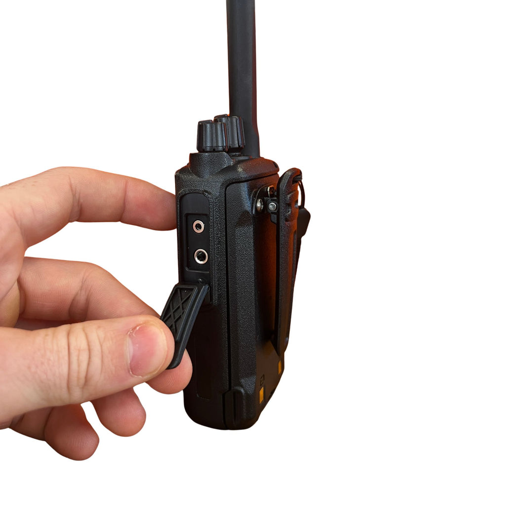Wildtrak Radio UHF 5W Command X5 with LED Display