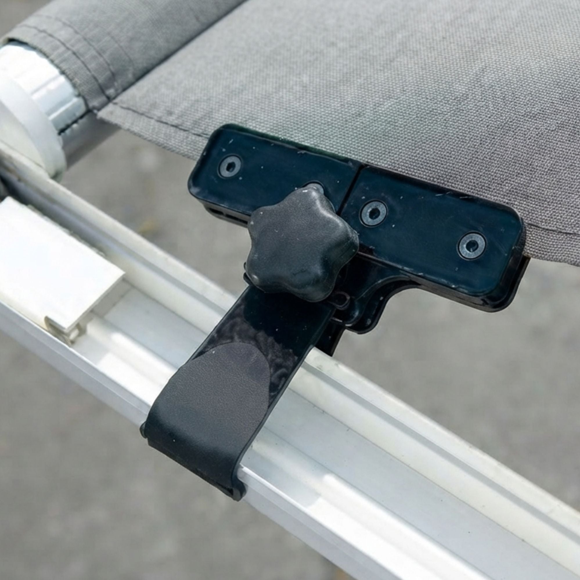 Wildtrak Deluxe Caravan Awning Deflapper 20cm