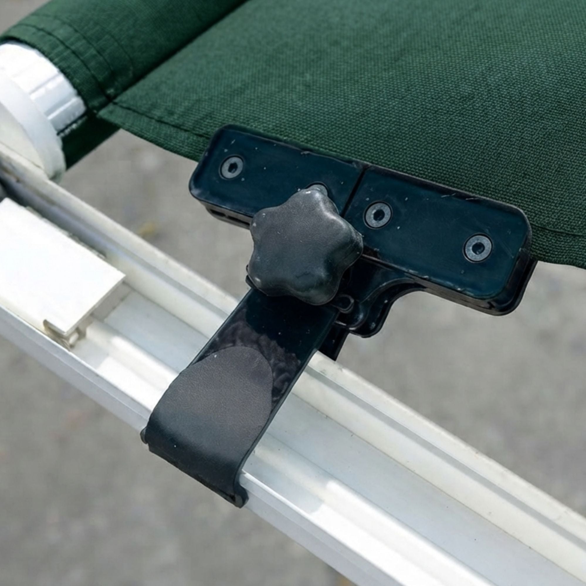 Wildtrak Deluxe Caravan Awning Deflapper 20cm