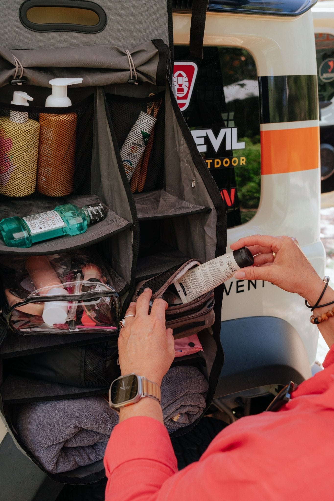 Hanging Organiser Caravan/Car Camping with Fully Zipped Flap 12 Compartments