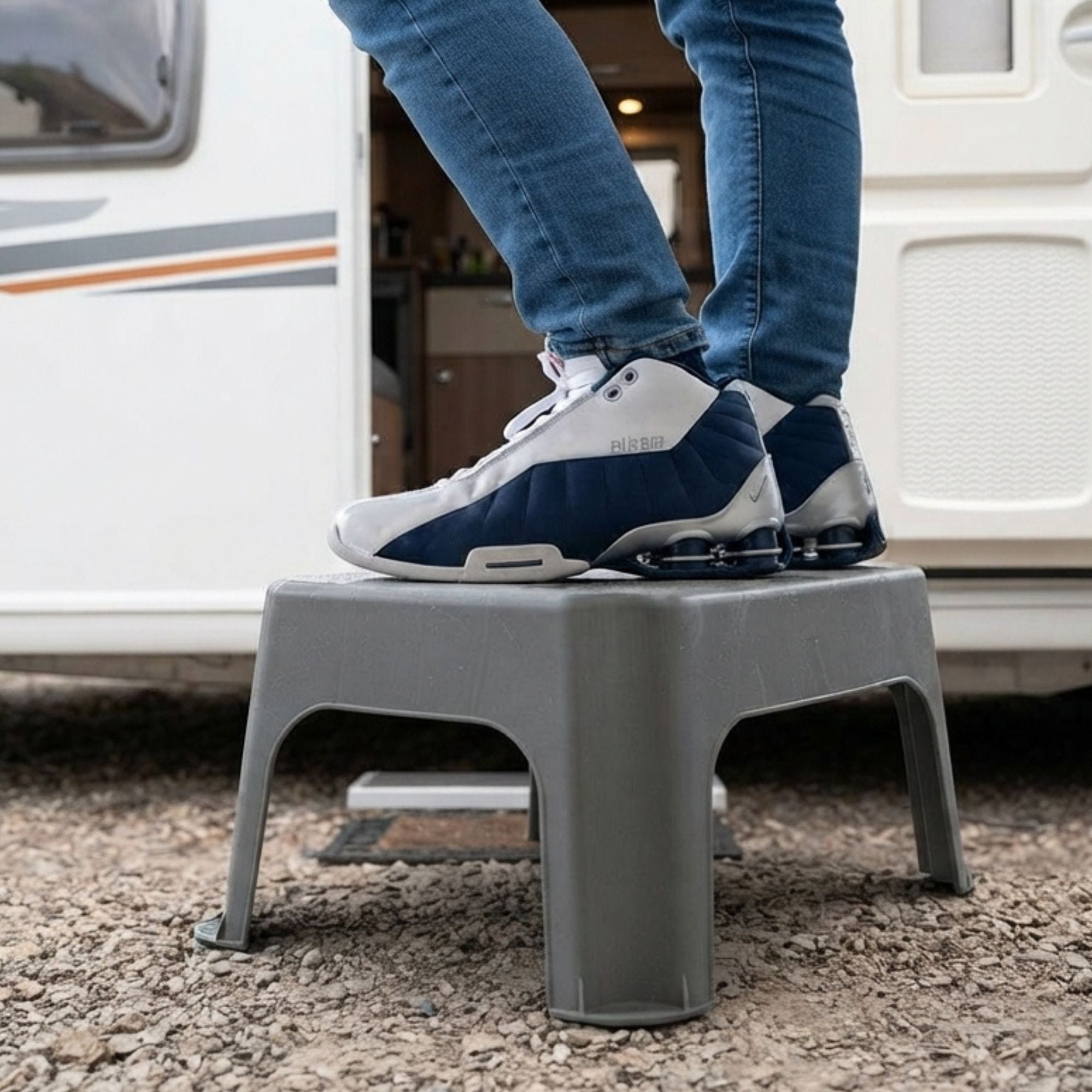 Wildtrak Caravan Step Stool 50x34.5x23cm