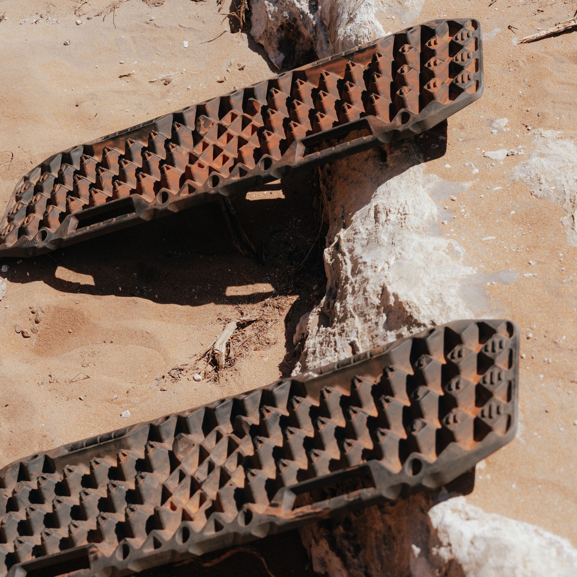 Wildtrak 2 Pack Heavy-Duty Flex Recovery Tracks, UV-Stabilised, 10,000kg, 33 x 103cm