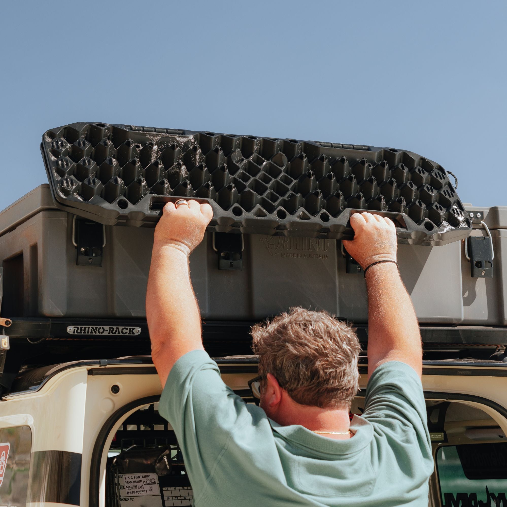 Wildtrak 2 Pack Heavy-Duty Flex Recovery Tracks, UV-Stabilised, 10,000kg, 33 x 103cm