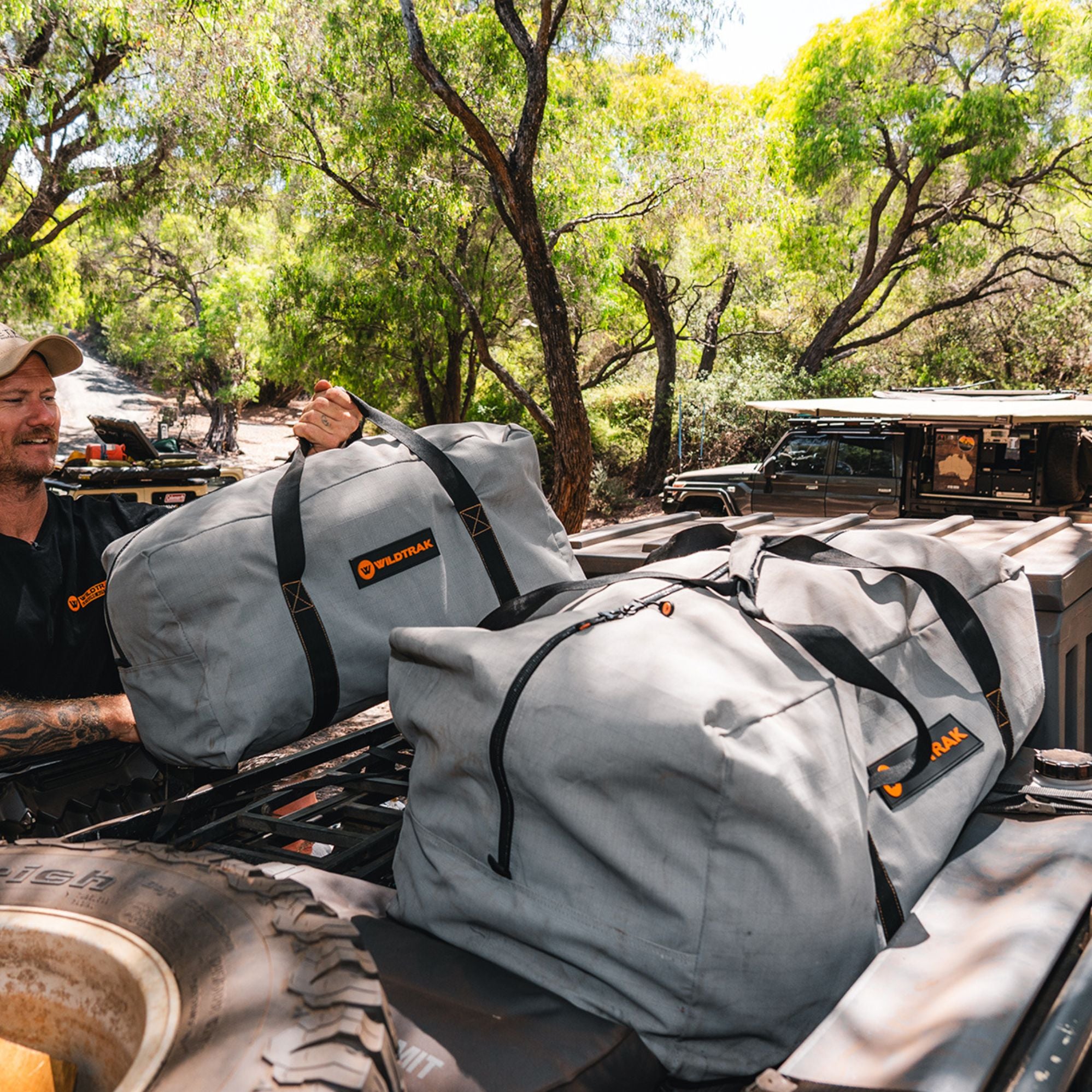 Wildtrak Large Heavy-duty 400GSM Ripstop Canvas Duffle Bag 60x30x30cm