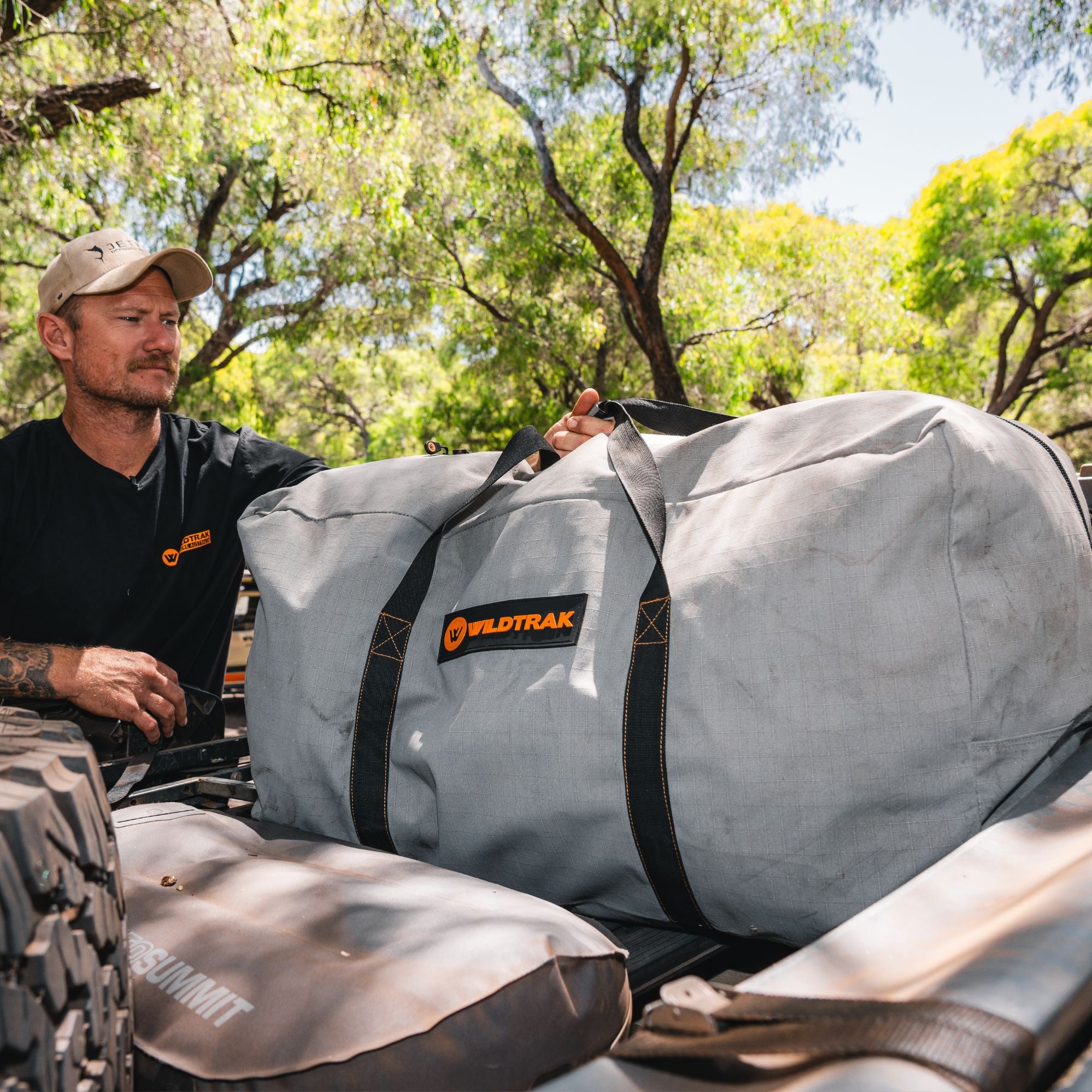 Wildtrak XL Heavy-duty 400GSM Ripstop Canvas Duffle Bag 80x40x40cm