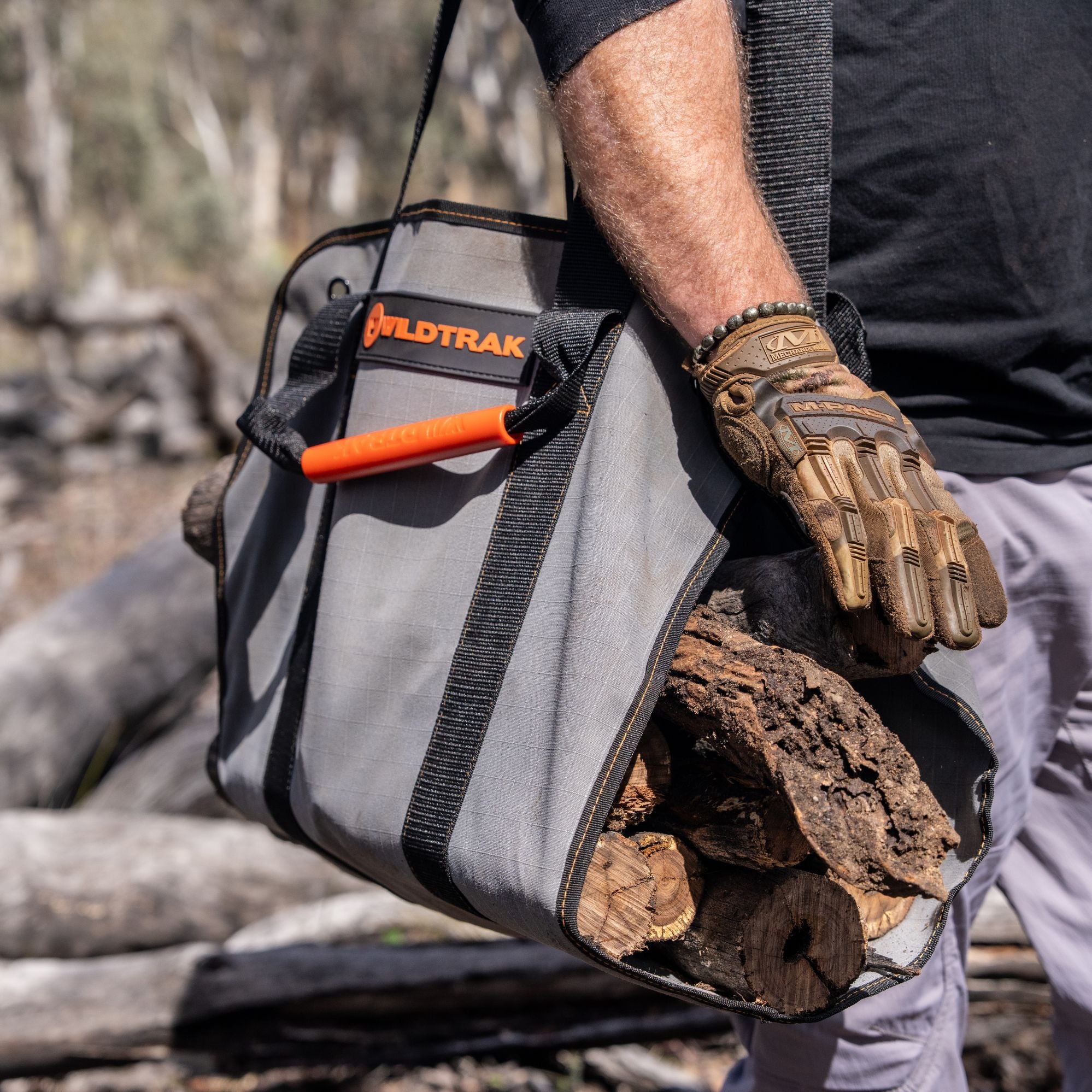 Wildtrak Heavy-Duty Canvas Deluxe Wood Carrier 100x50cm