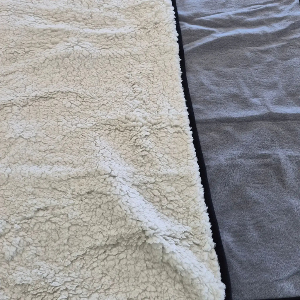 Wildtrak 12V Sherpa Electric Blanket, 45W Rated Power, 150 x 100cm