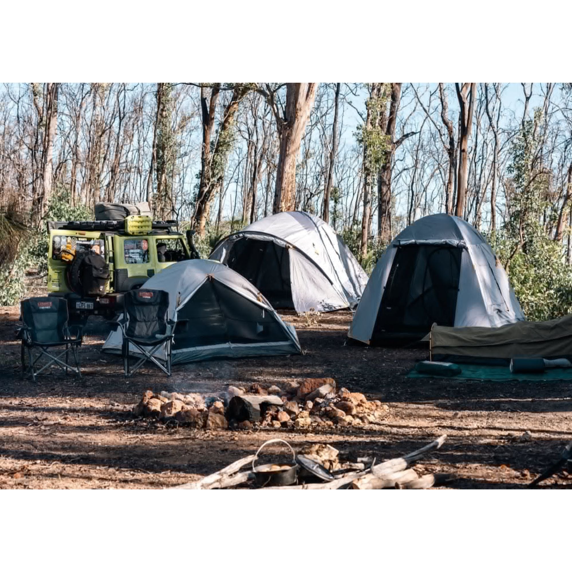 4P Cockatoo Camping™  Dome Tent, Ultrafine Inner Mesh, PU Silver Coated 1000mm Waterproof Fly, Large Windows, Includes Carry Bag with Handles (240 x 220cm with Vestibule Front & Rear)